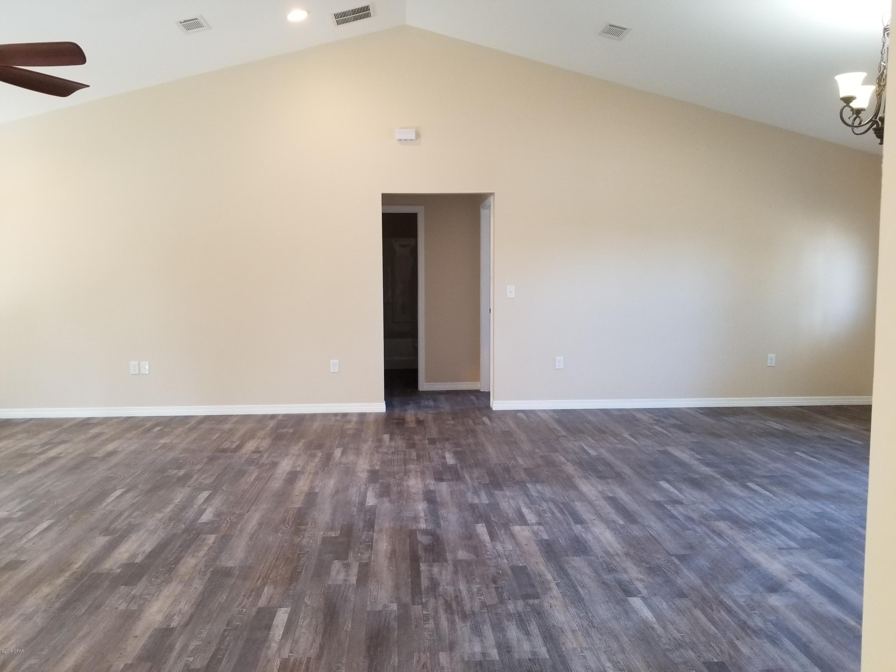 Leisure Lakes - Residential