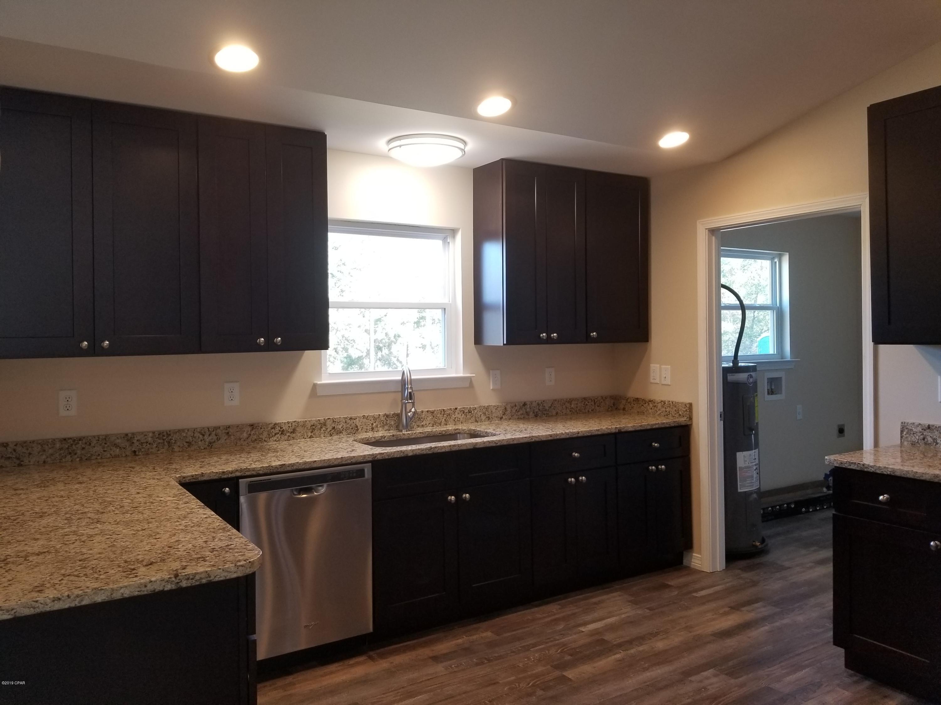 Leisure Lakes - Residential