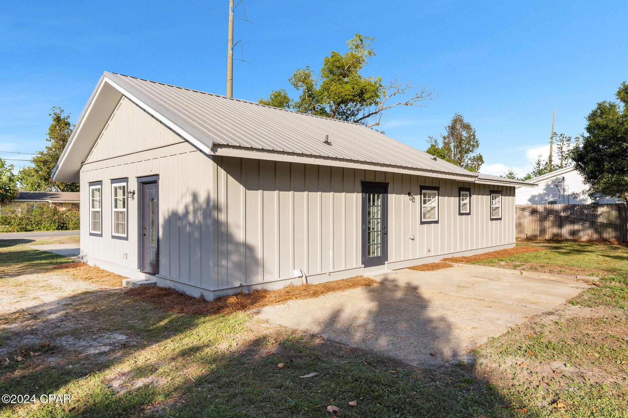 Wh Parker - Residential