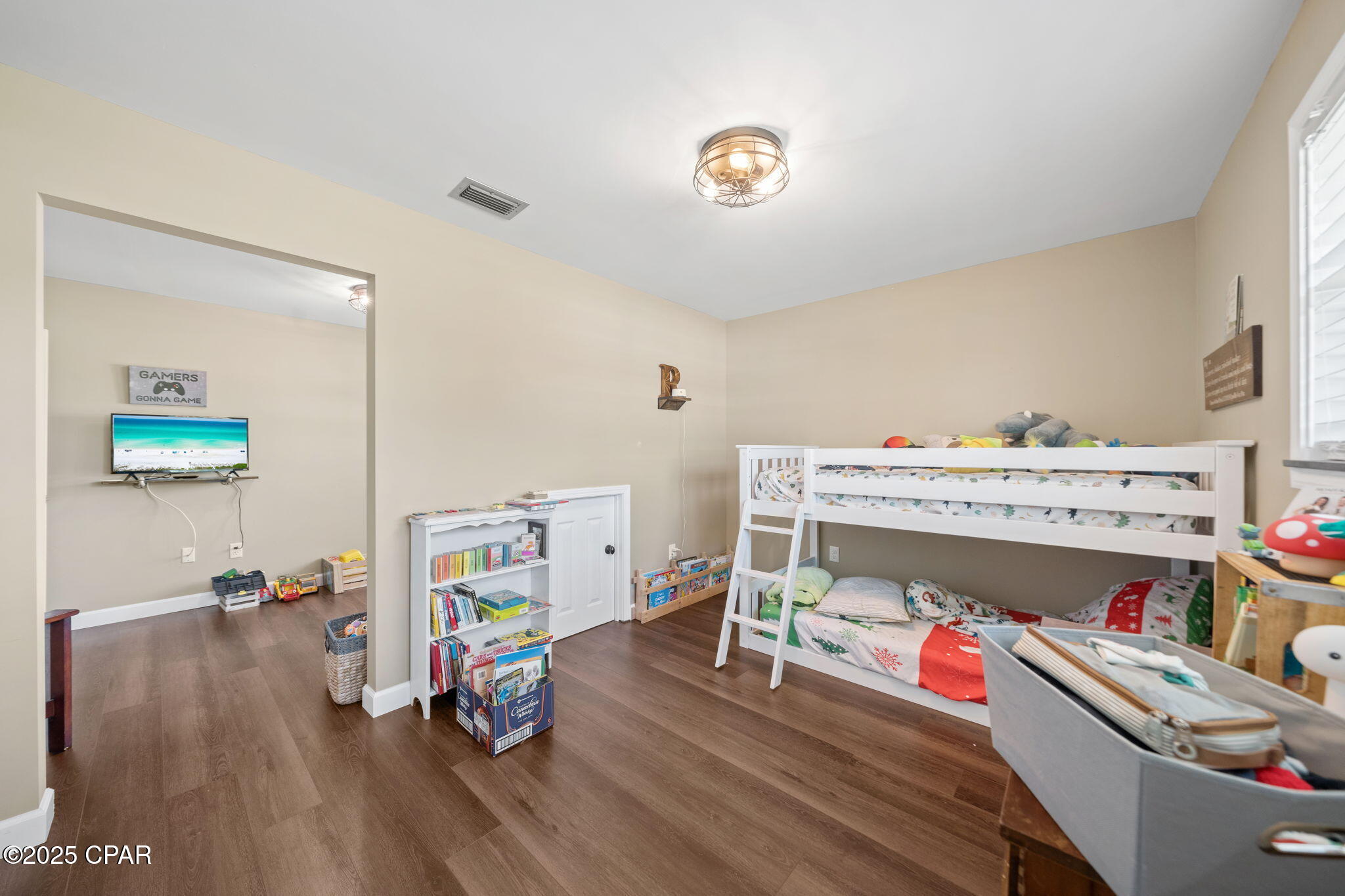 Kings Point 1st Add - Residential