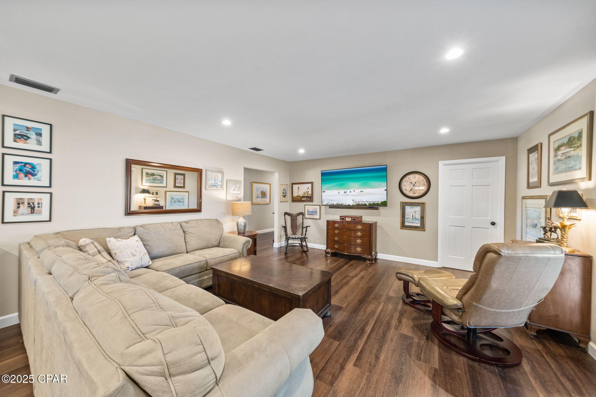 Kings Point 1st Add - Residential