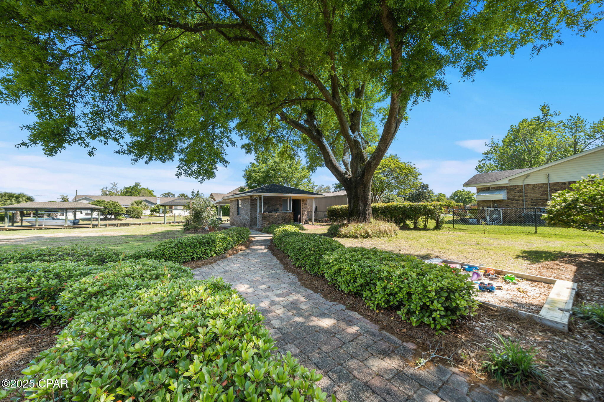 Kings Point 1st Add - Residential