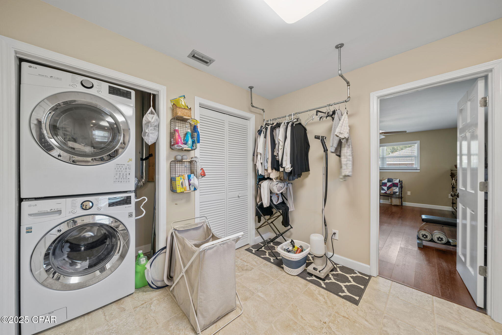 Kings Point 1st Add - Residential