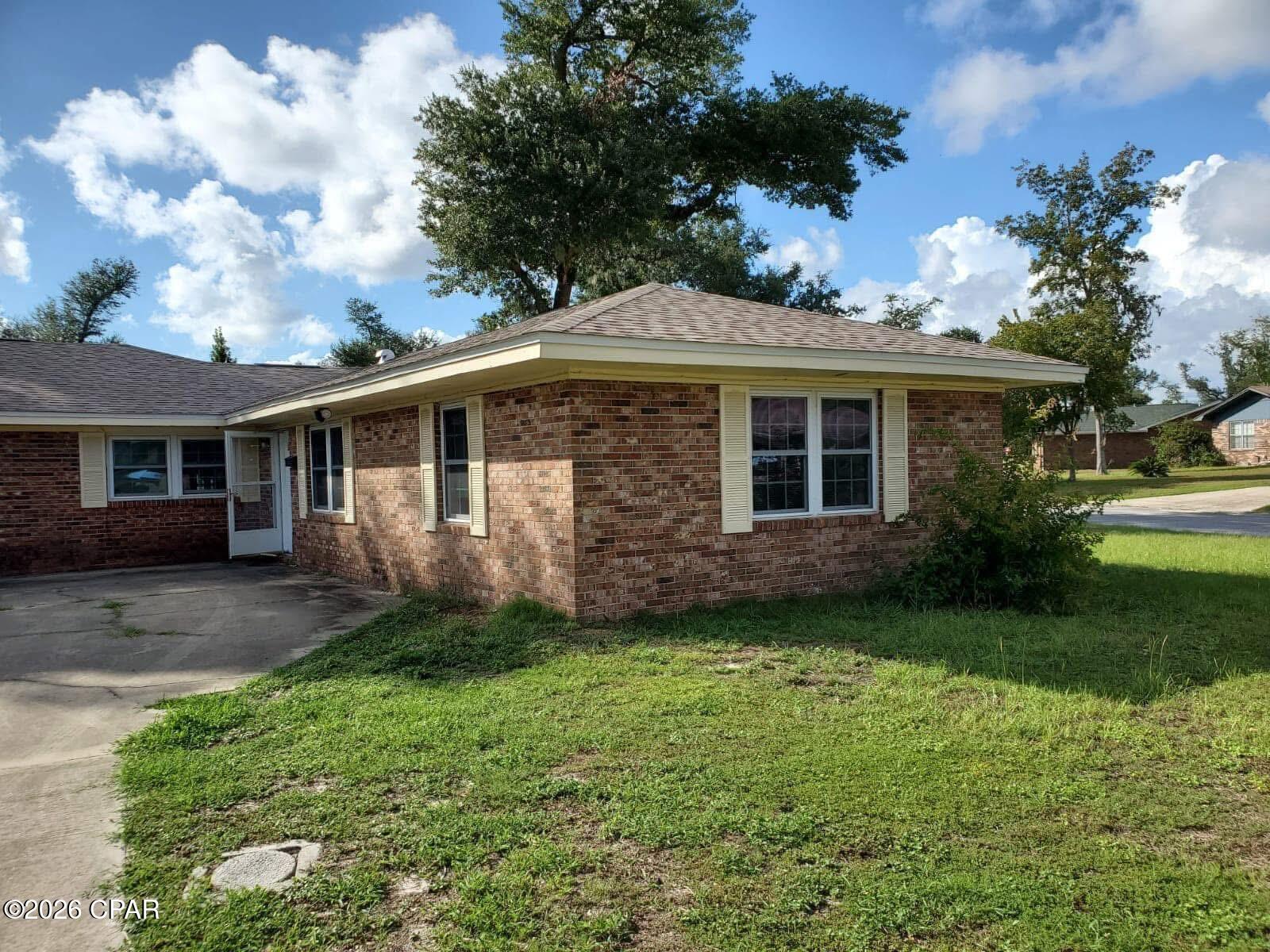 [No Recorded Subdiv] - Residential Lease