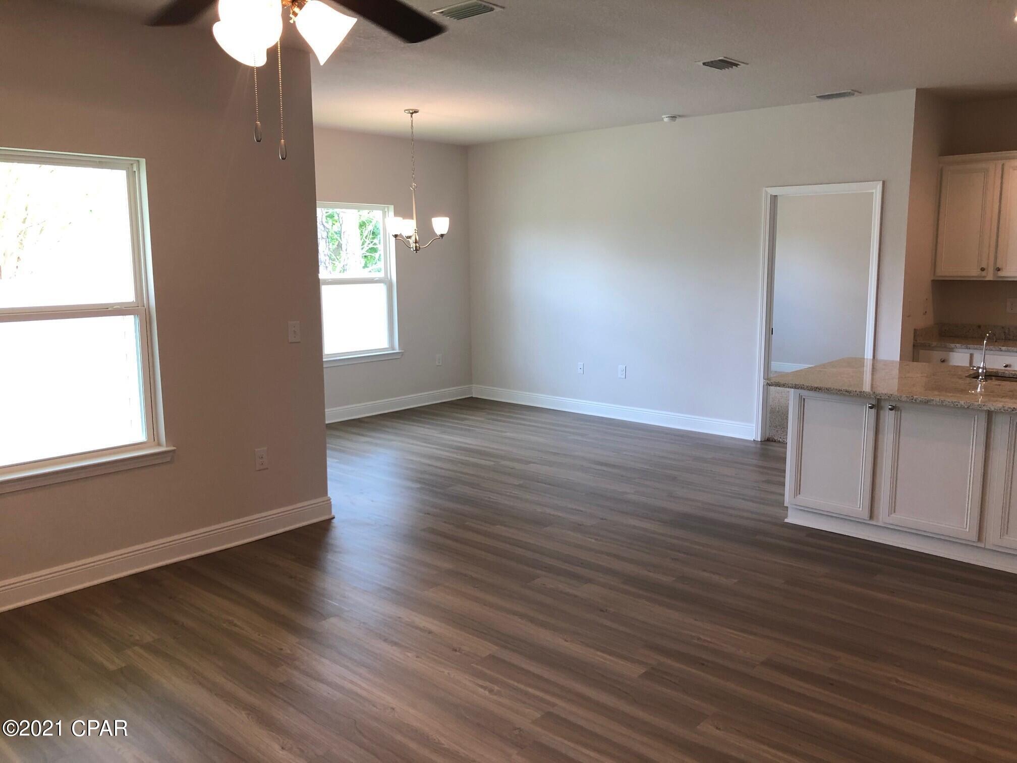 Emerald Cove Villas - Residential