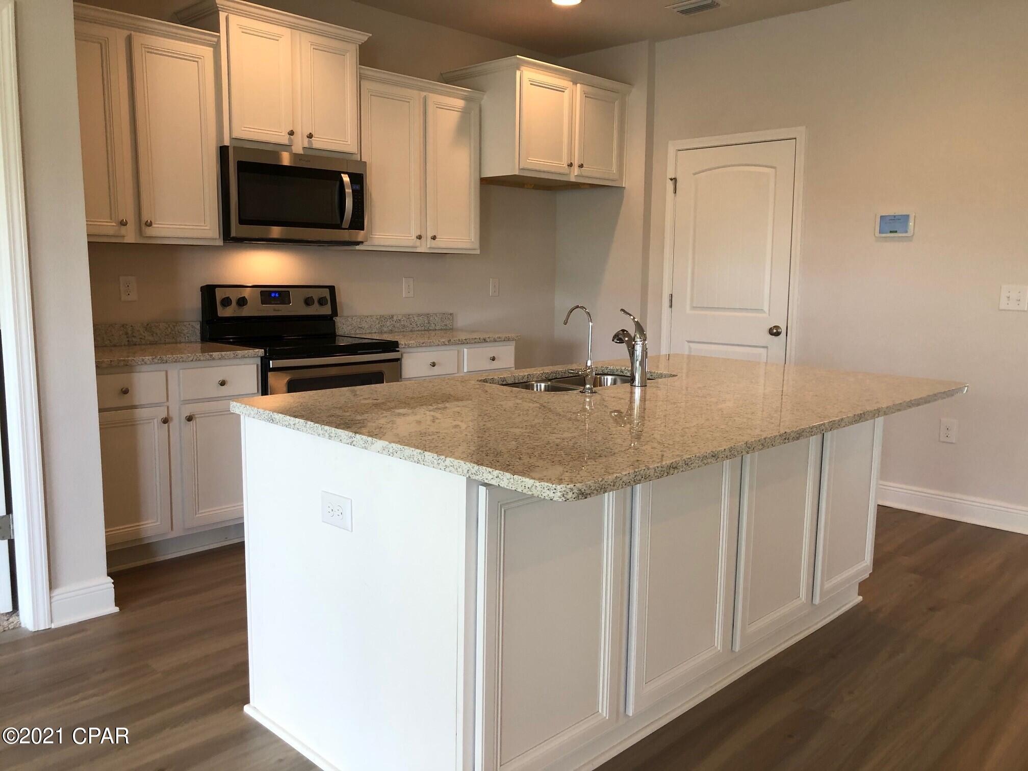 Emerald Cove Villas - Residential