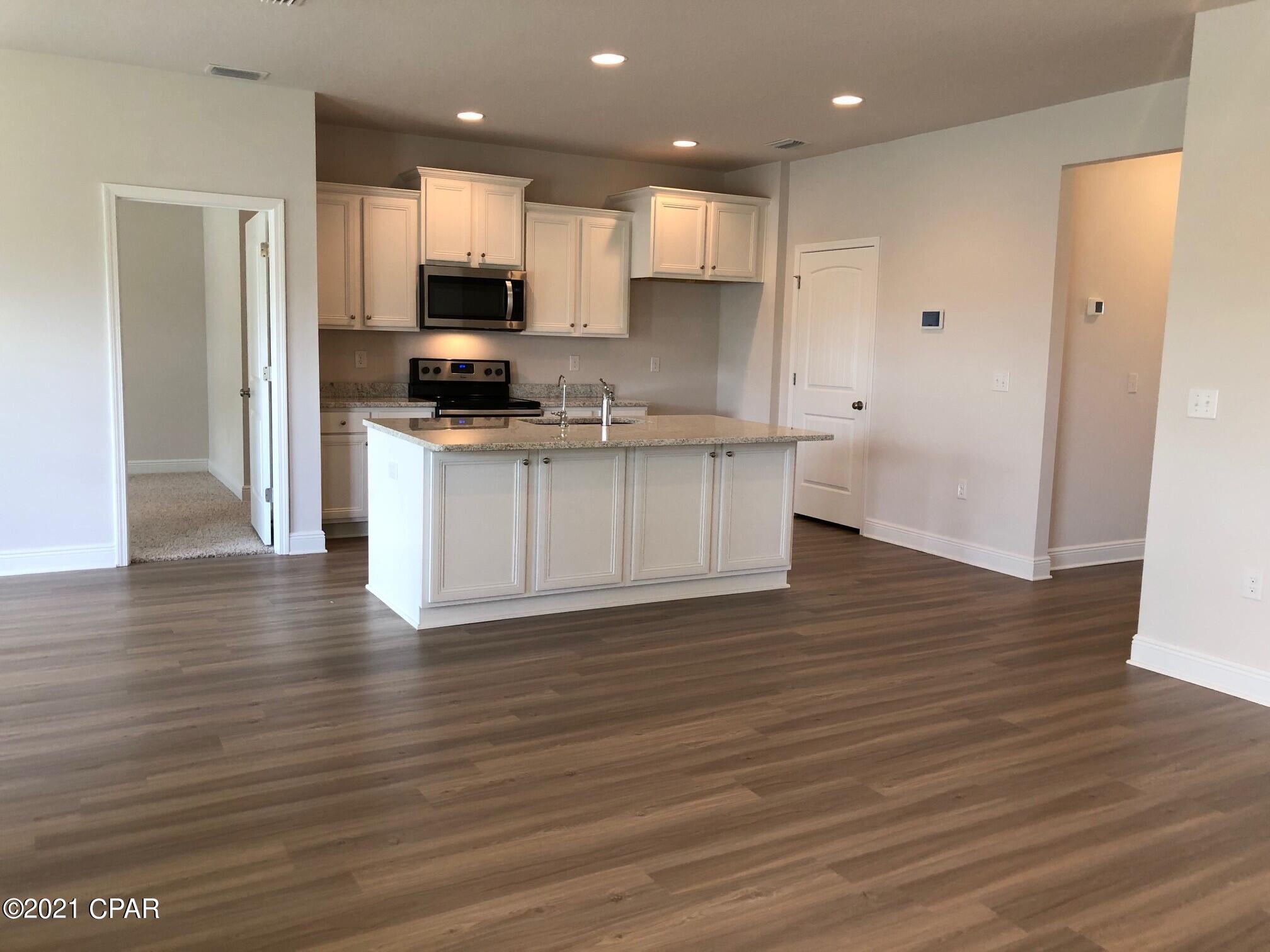 Emerald Cove Villas - Residential