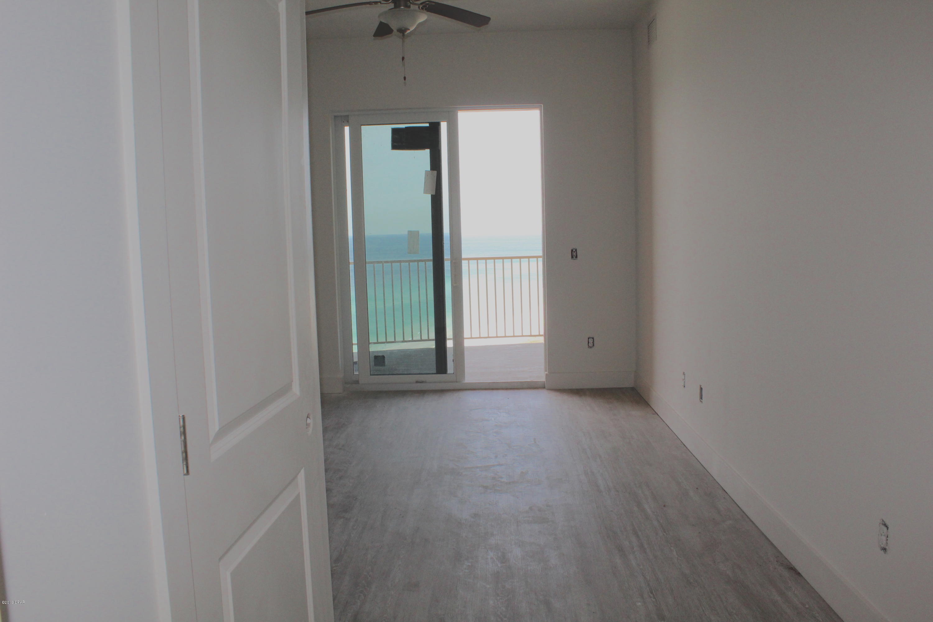 Calypso Towers III - Residential