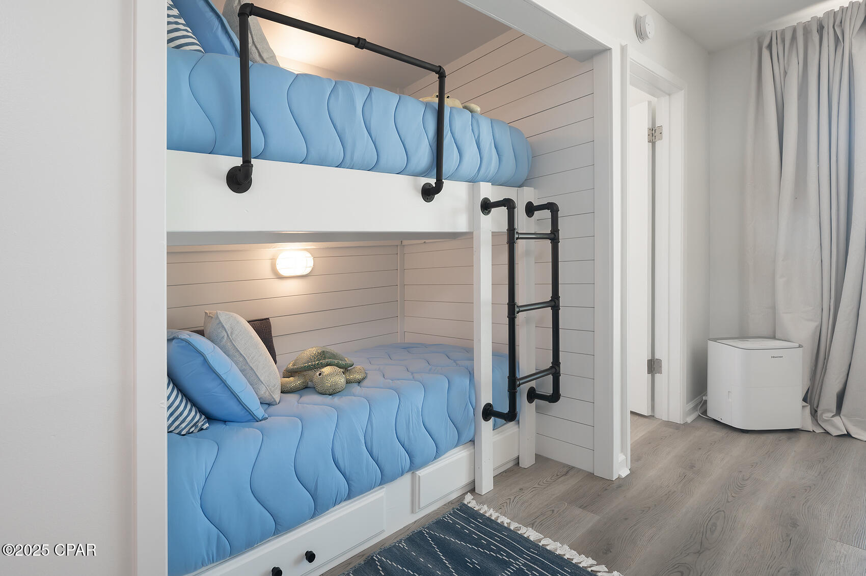 Edgewater Tower III - Residential