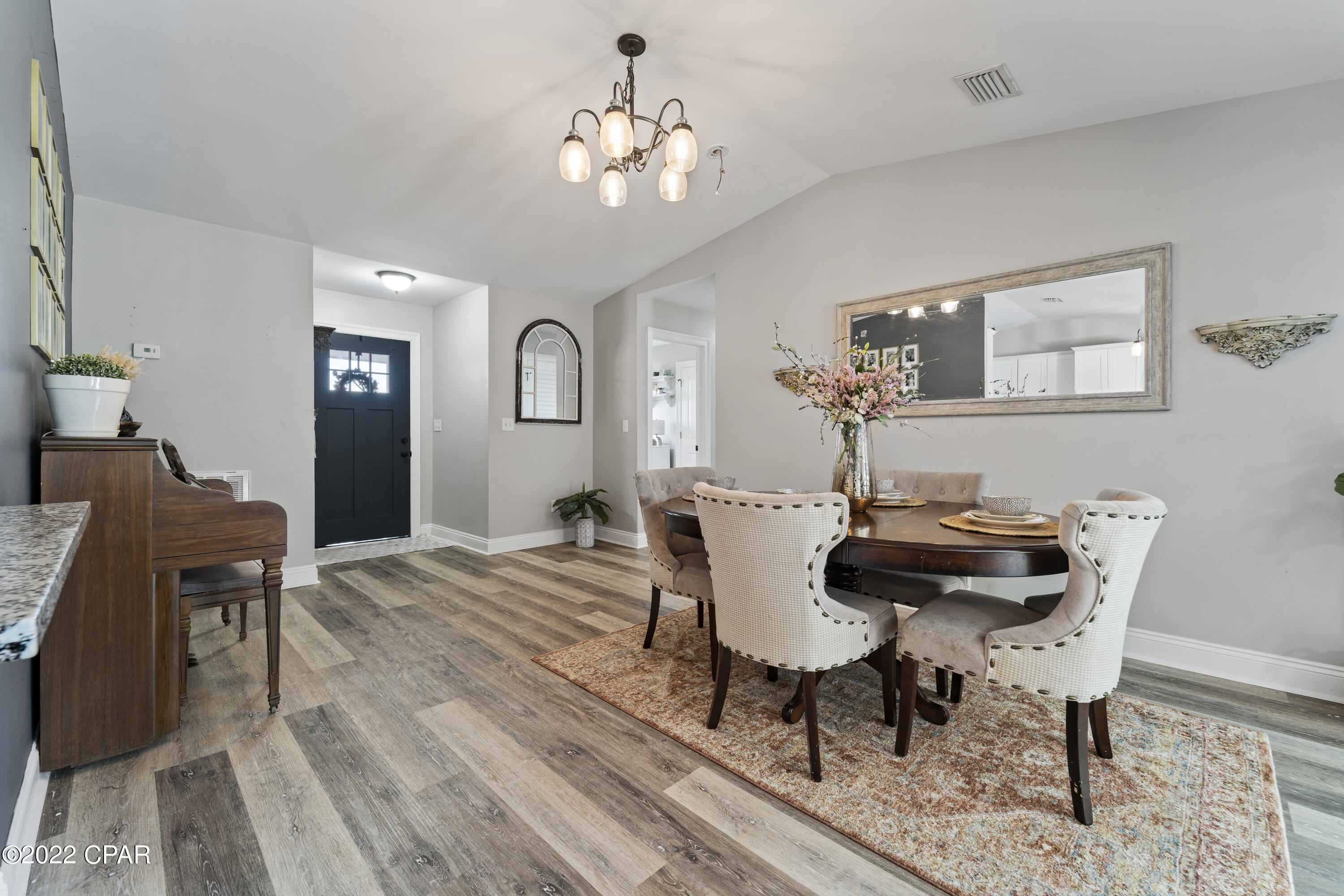 [No Recorded Subdiv] - Residential