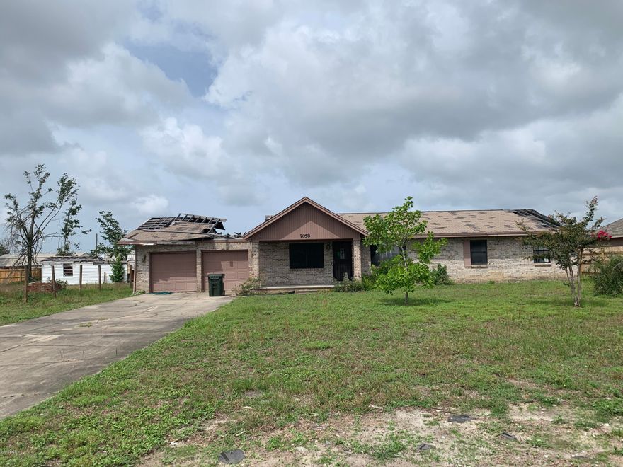 CURRENTLY UNDER CONTRACT, SELLER ACCEPTING BACKUP OFFERS. Investor's special. Opportunity awaits with this 3 bed 2 bath home in Callaway Shores. Built in 1988, the home features a double car garage and spacious lot.  The home has extensive damage from Hurricane Michael and needs the right buyer with an innovative eye.