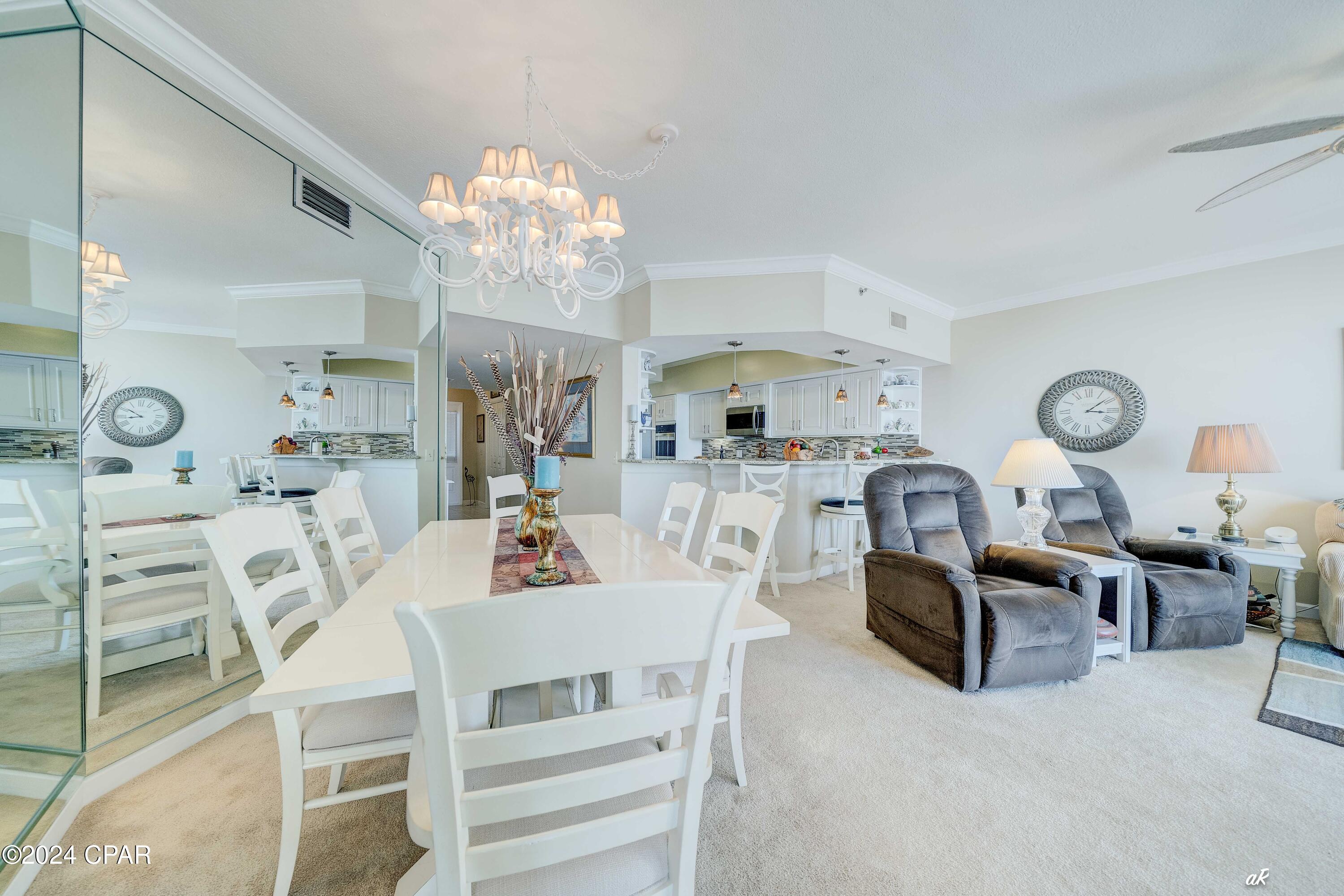 Summerwinds Condo - Residential