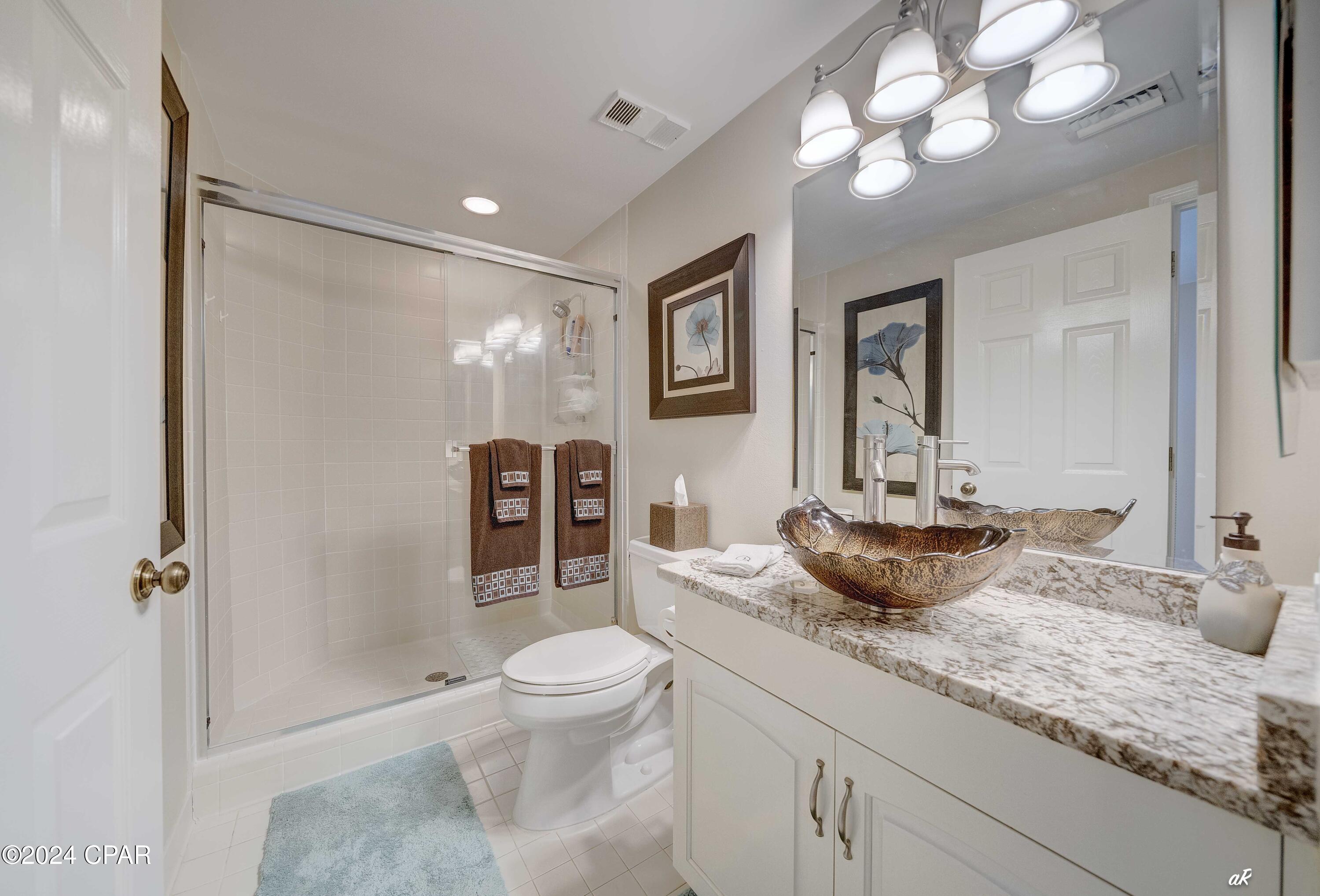 Summerwinds Condo - Residential