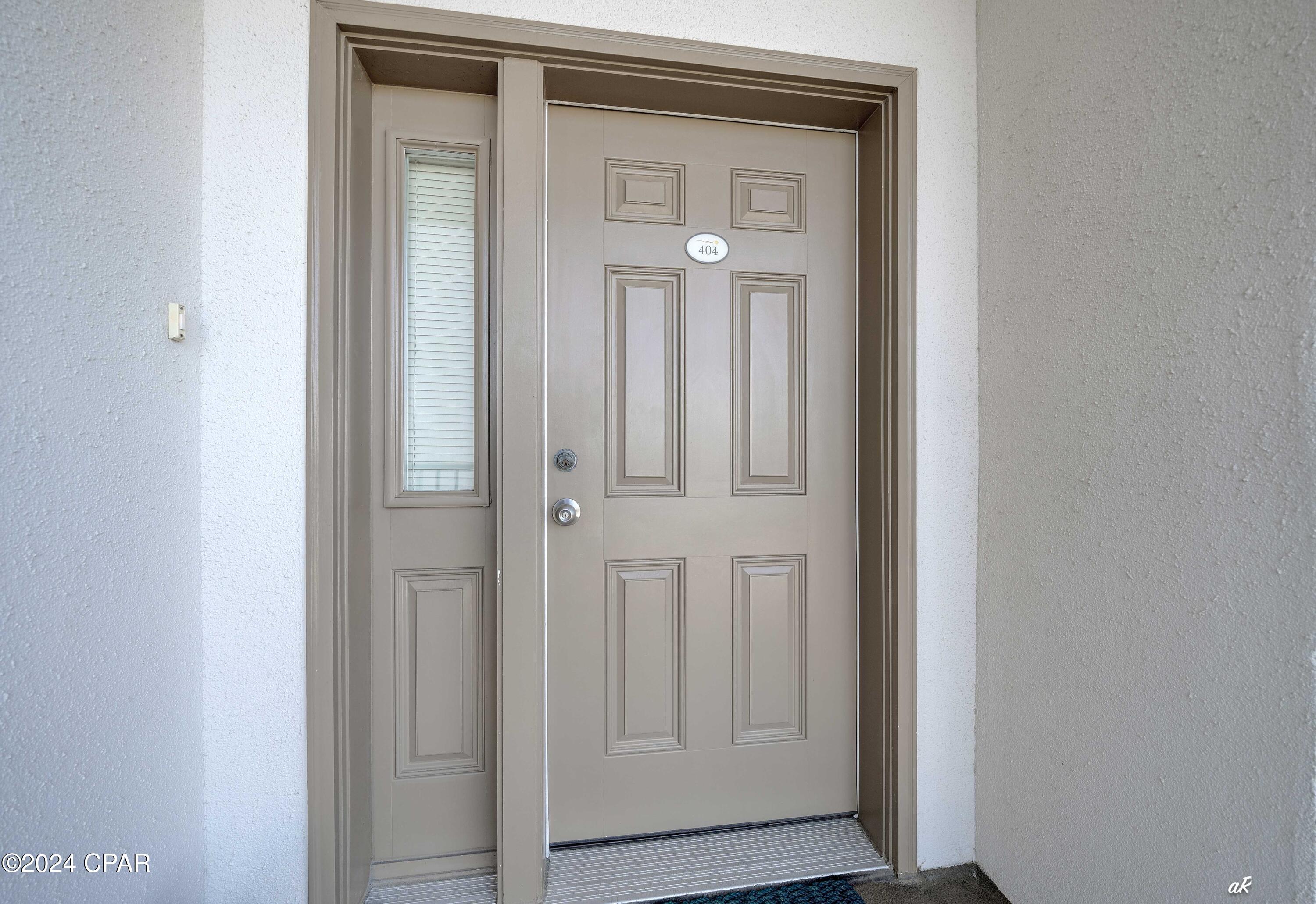 Summerwinds Condo - Residential