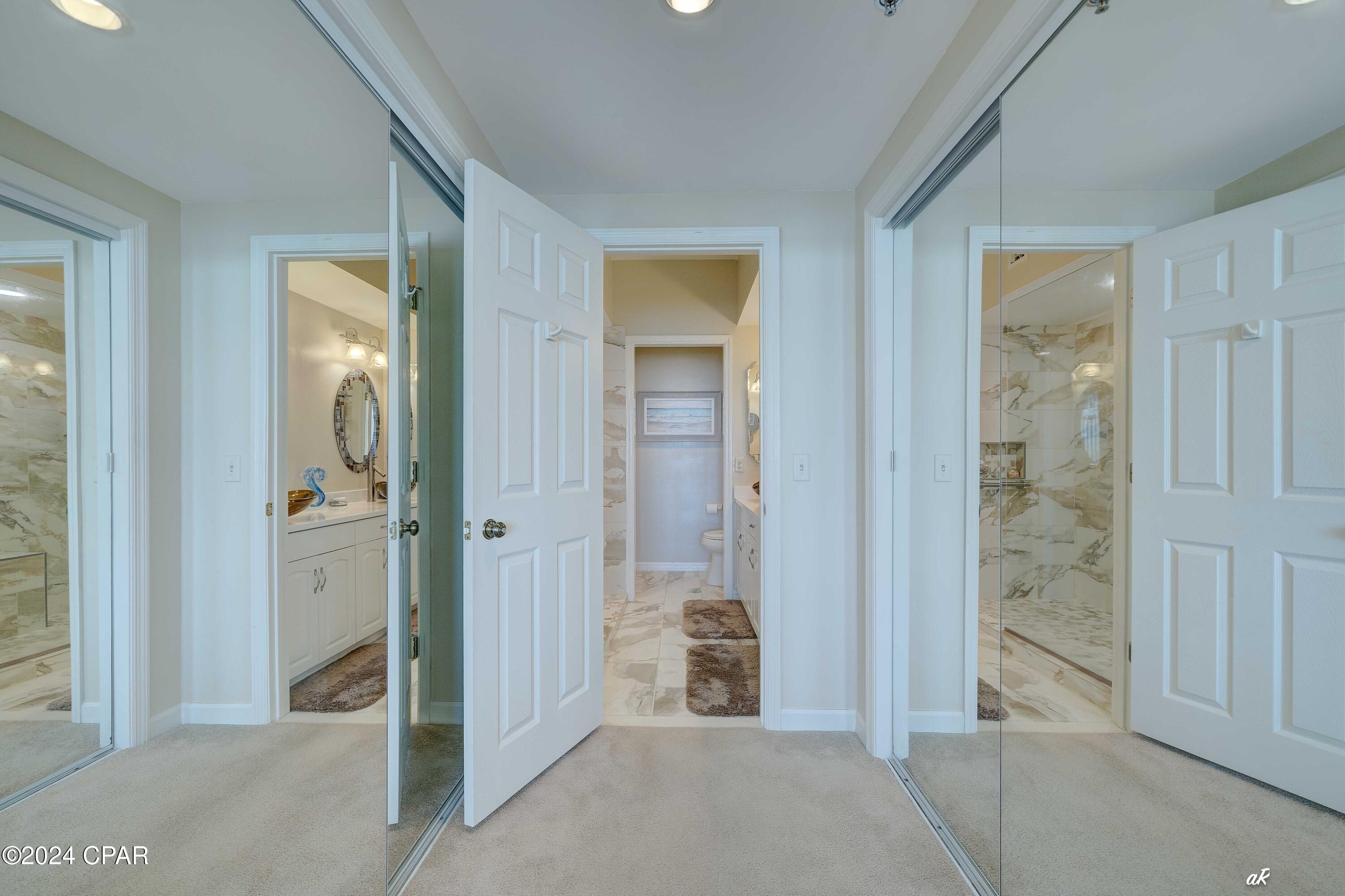 Summerwinds Condo - Residential