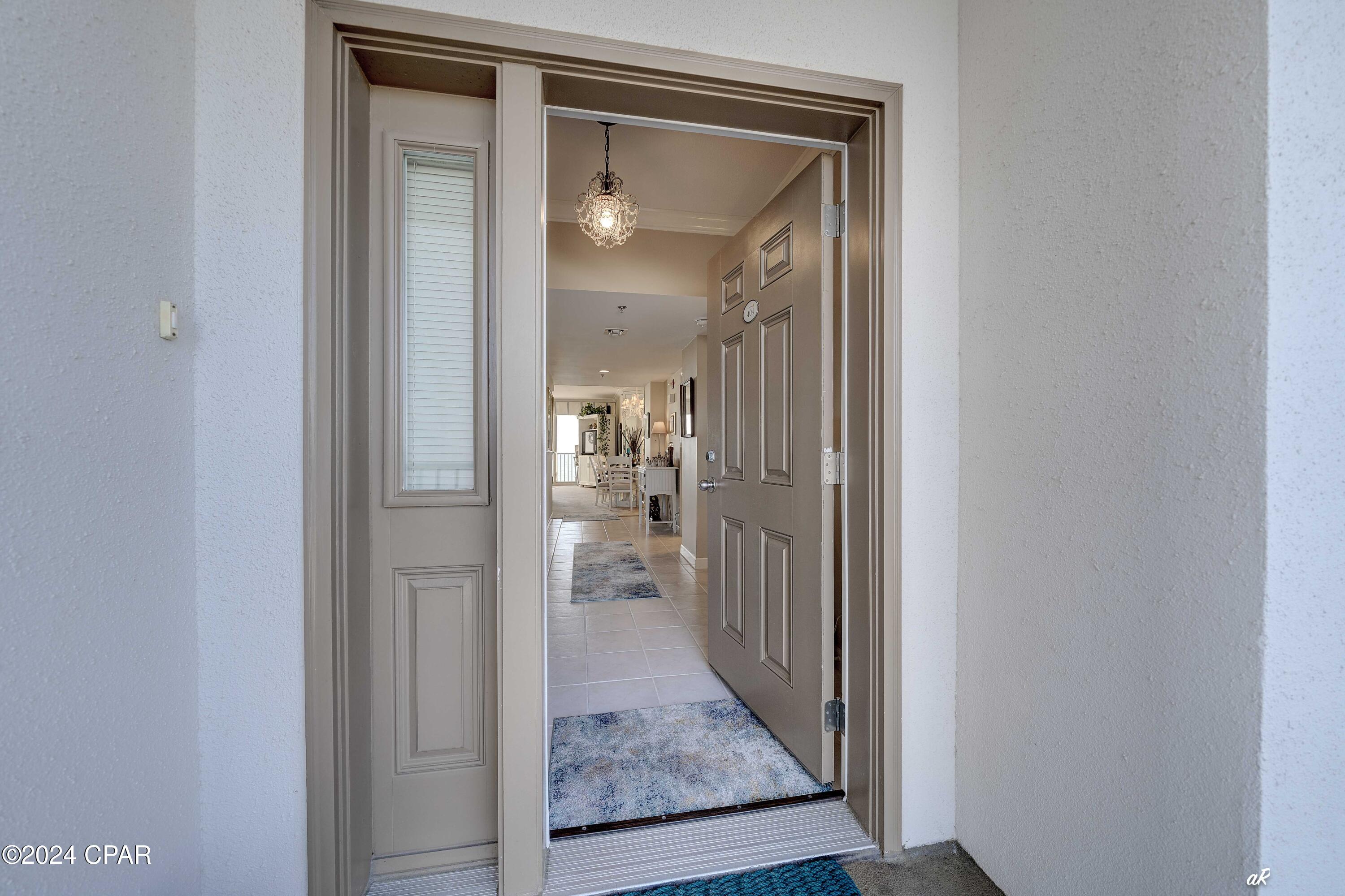 Summerwinds Condo - Residential