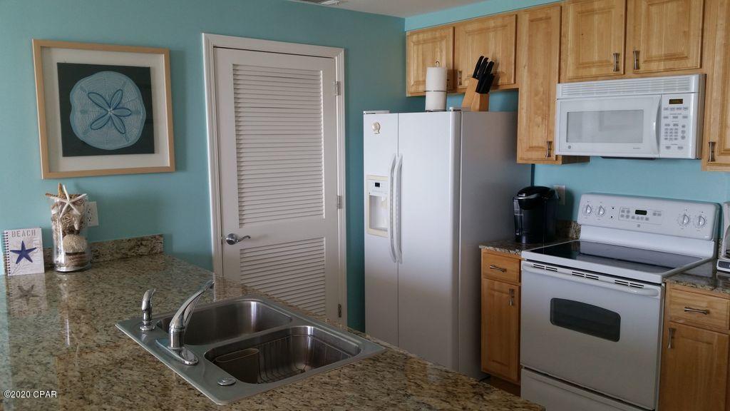 Splash Condo - Residential