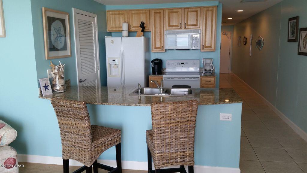 Splash Condo - Residential