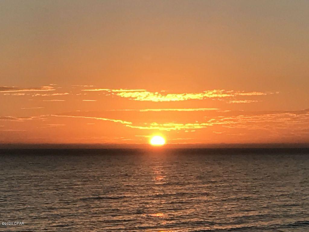 Splash Condo - Residential