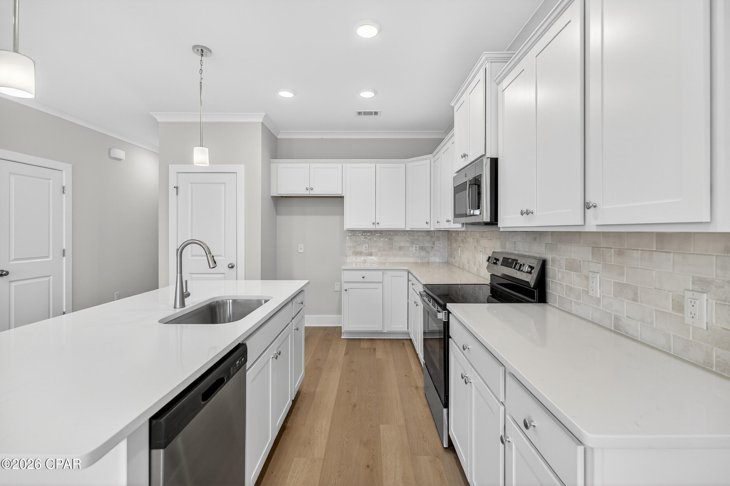 Colonial Landing - Residential