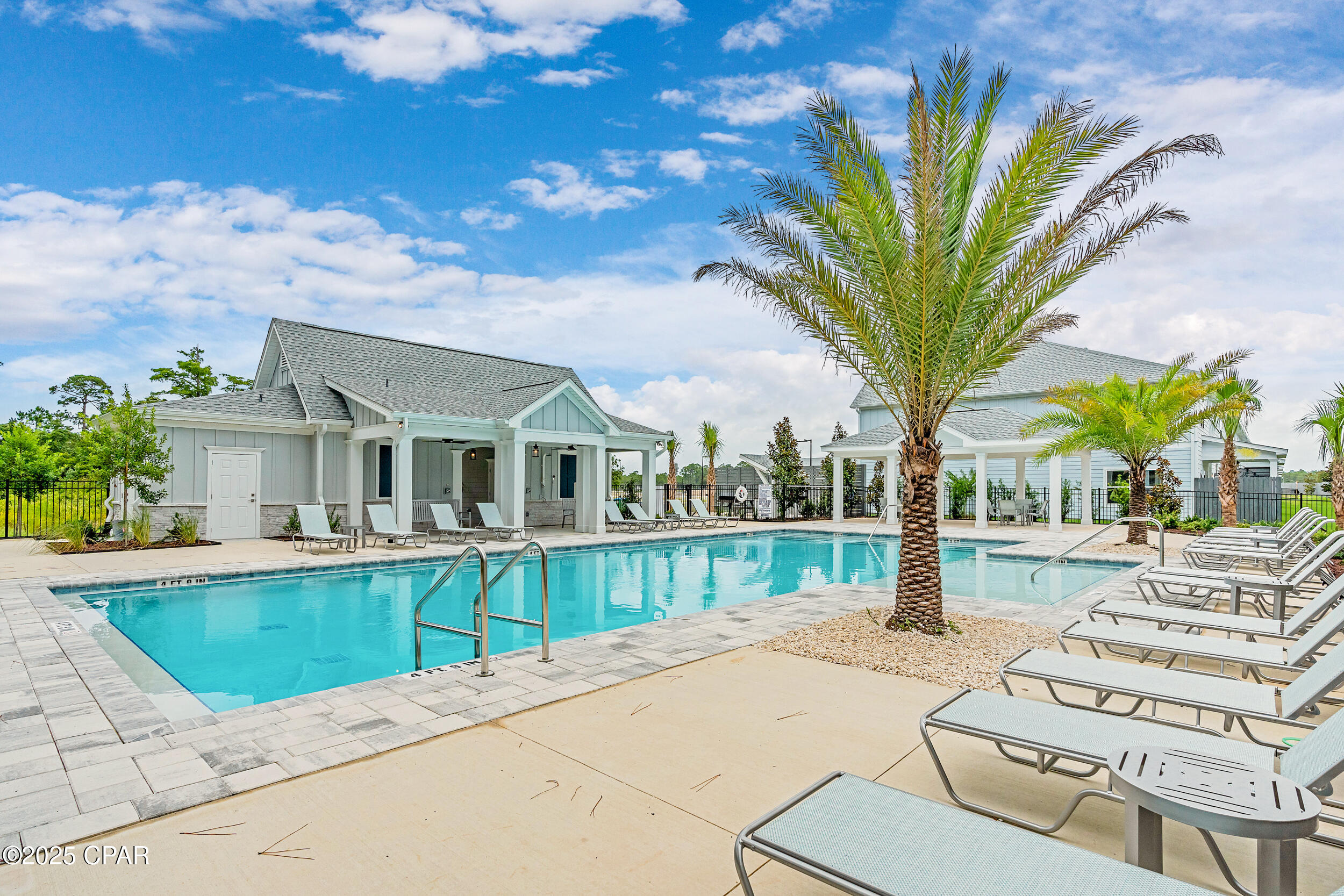 Colonial Landing - Residential