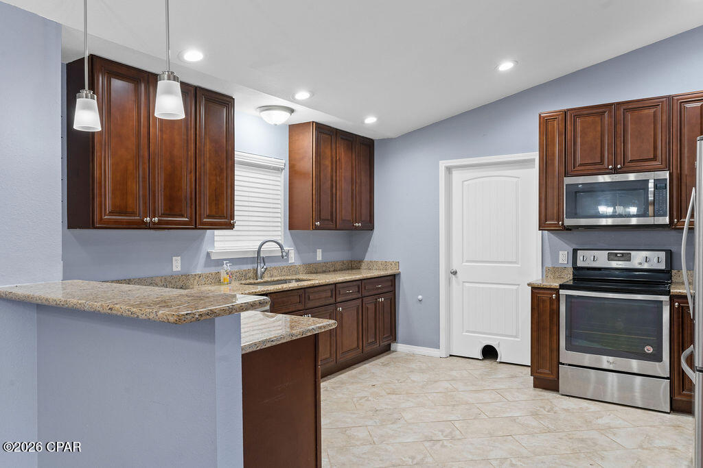 Lake Pointe - Residential