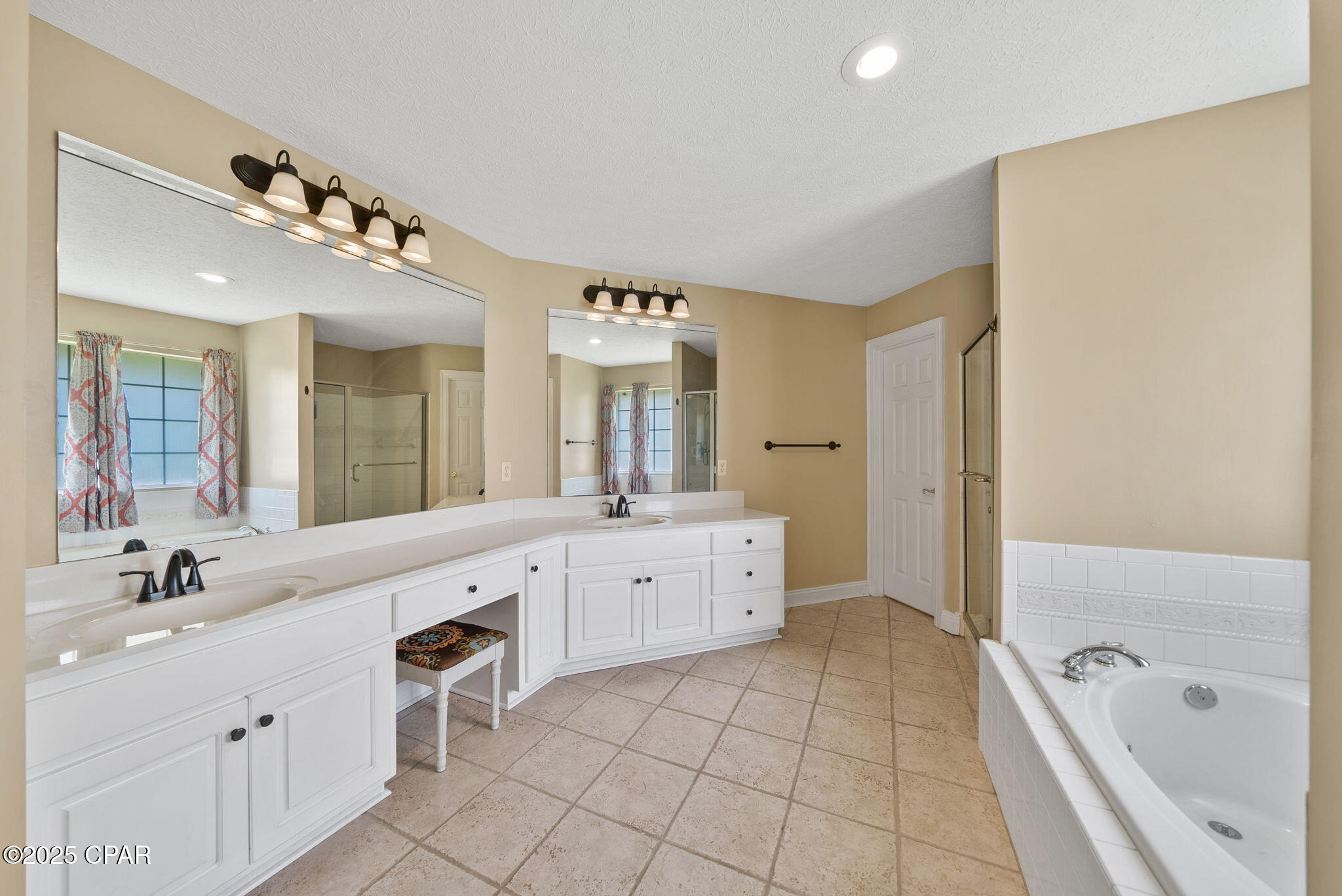 Mowat Highlands Ph X - Residential