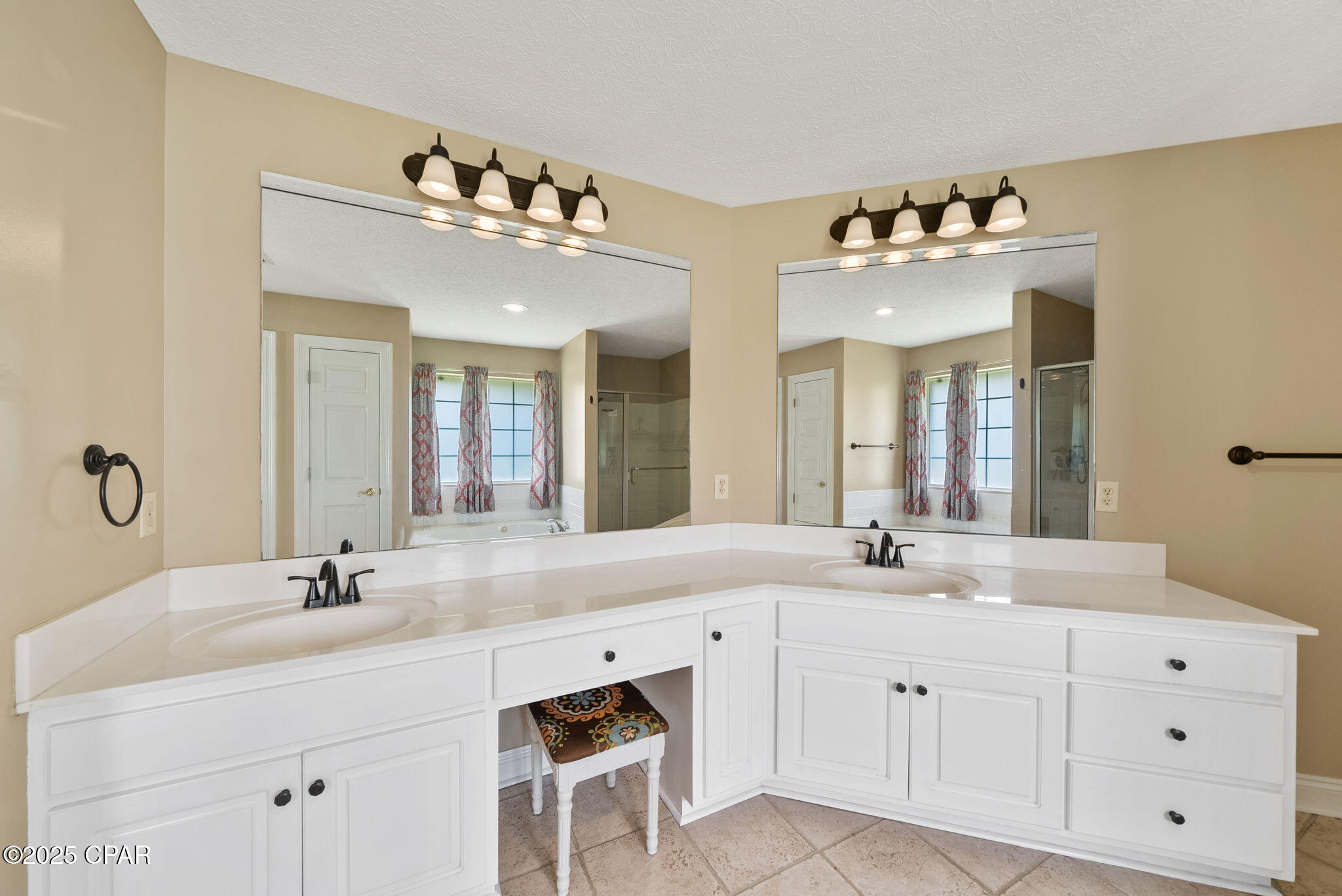 Mowat Highlands Ph X - Residential