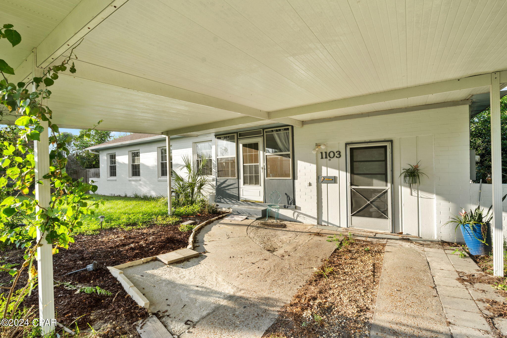 Cove Terrace 3rd Add - Residential