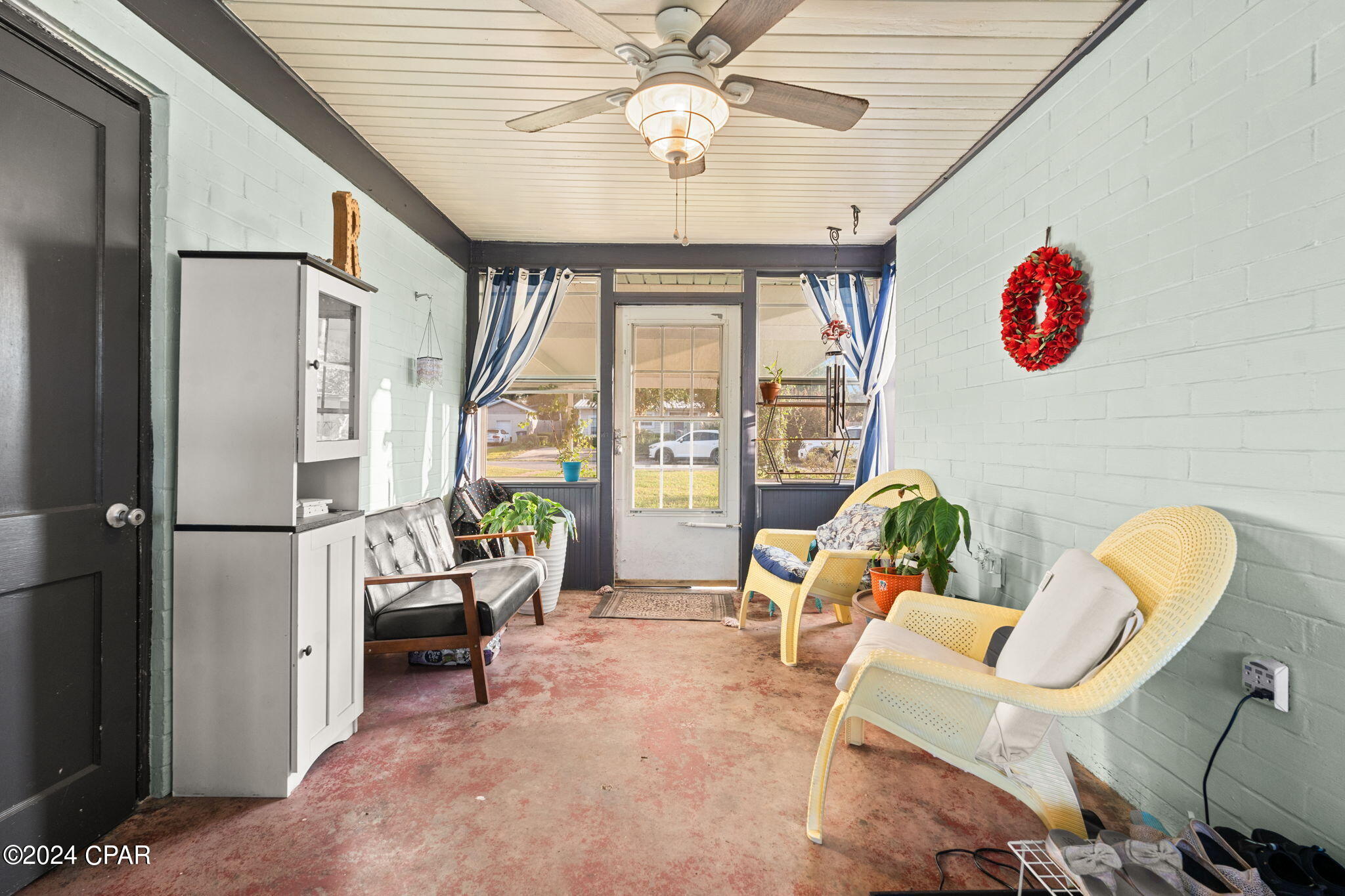 Cove Terrace 3rd Add - Residential