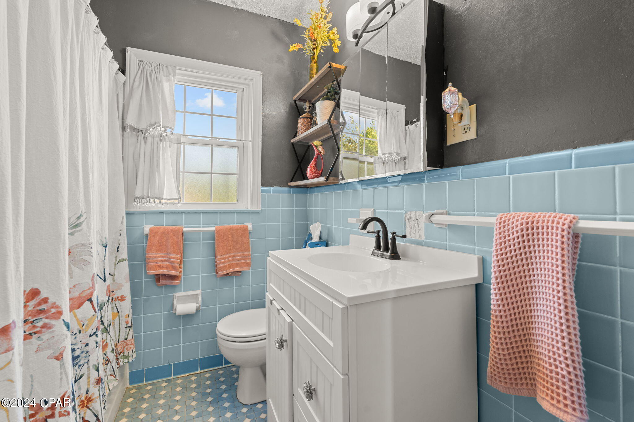 Cove Terrace 3rd Add - Residential