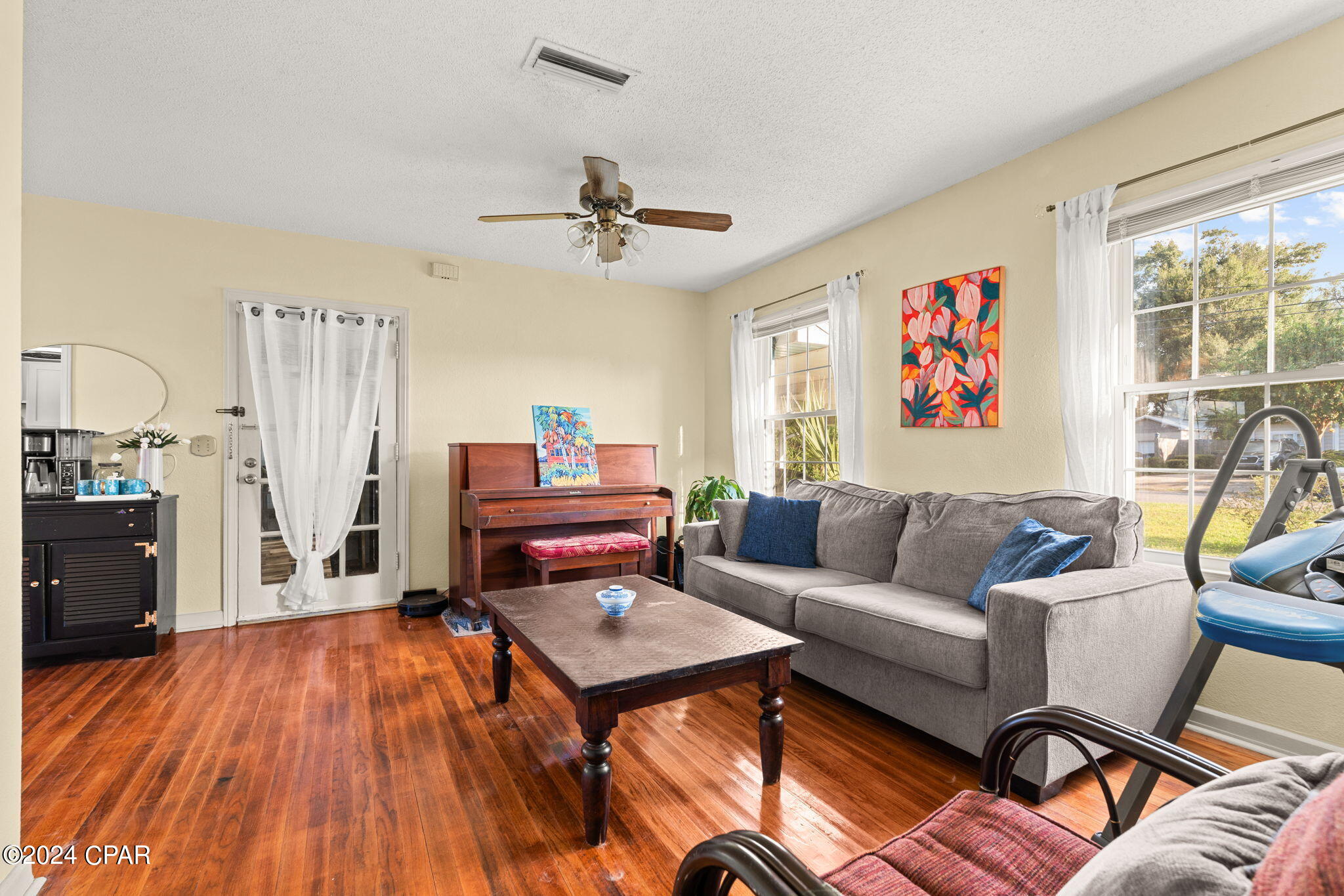 Cove Terrace 3rd Add - Residential