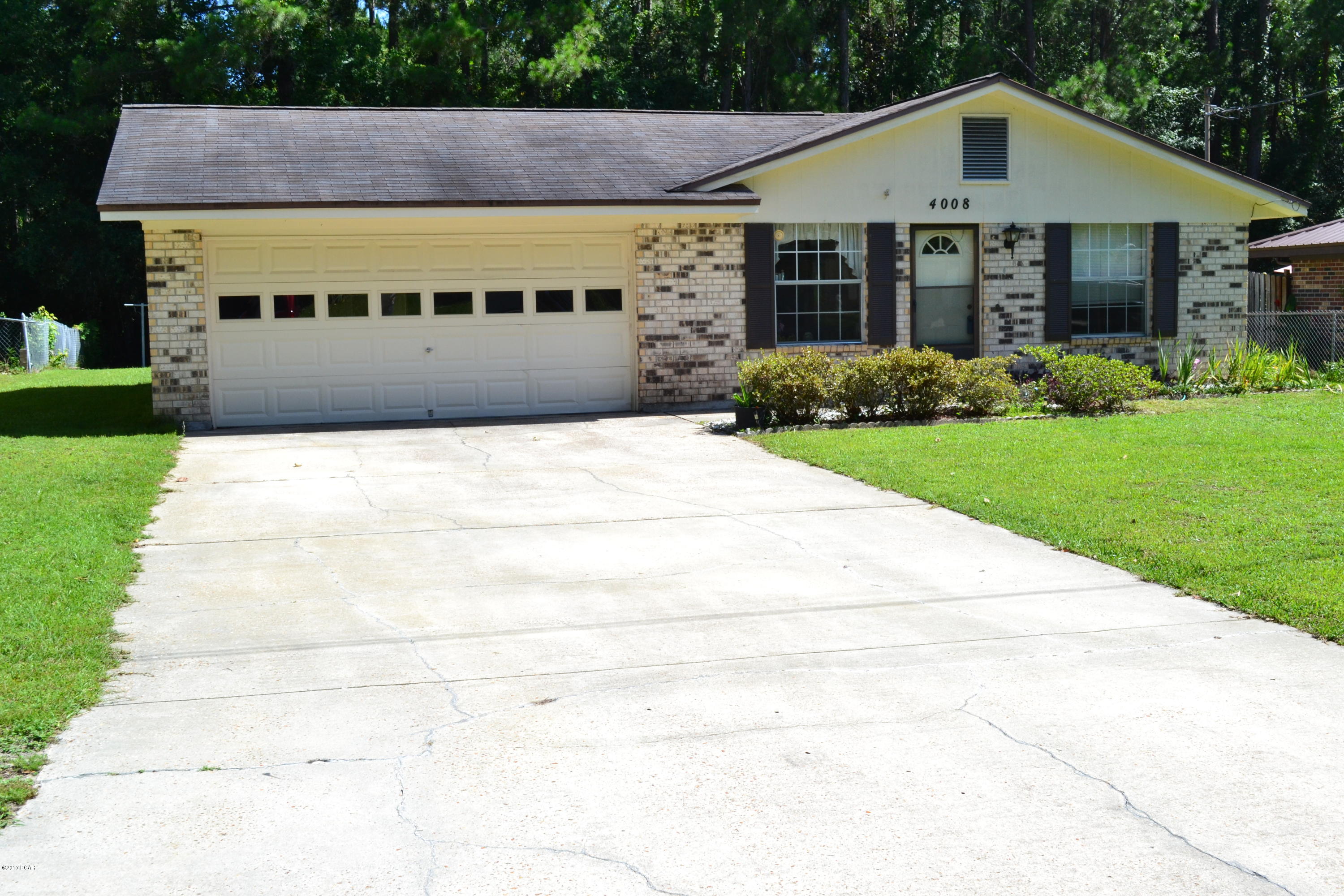 Towne & Country Lake Estates - Residential