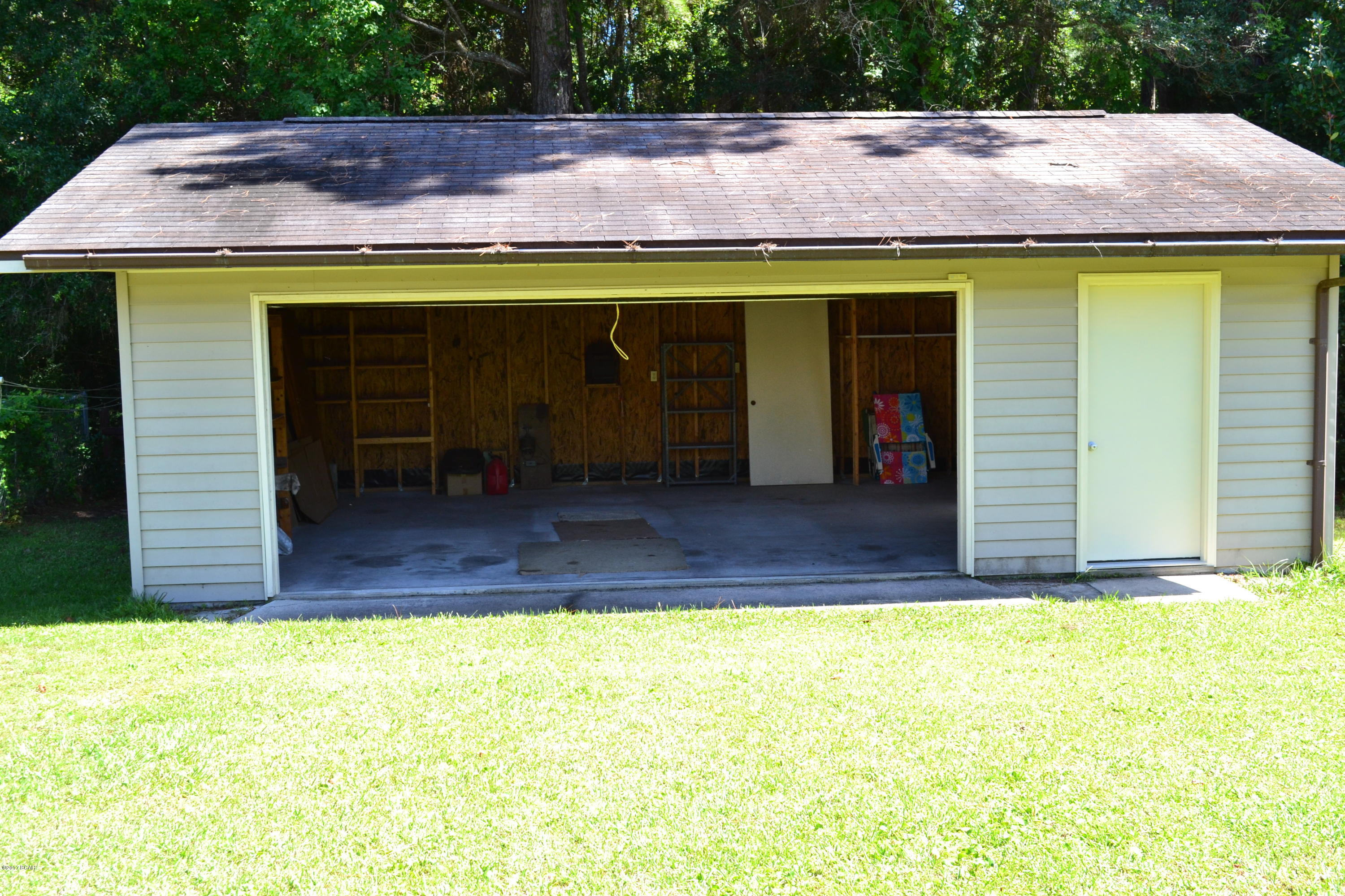 Towne & Country Lake Estates - Residential