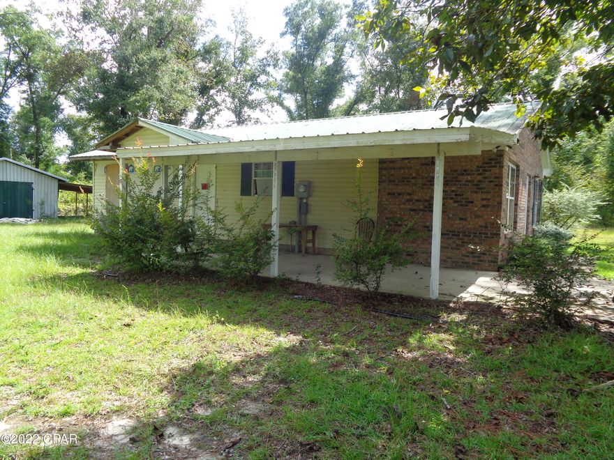 Home on one acre on paved road. Home was being remodeled. Needs to be finished. Must come take a look to see what needs to be done. Make this your home or finish and flip. Home has 2 Bedrooms/ 1 Bath. Living Room and Kitchen/ Dining is open. Property has large barn and storage shed. Home and Barn have a metal roof. Call for details or to make appointment to veiw it.