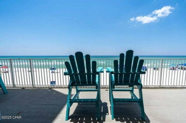 Fontainebleau Terrace - Residential