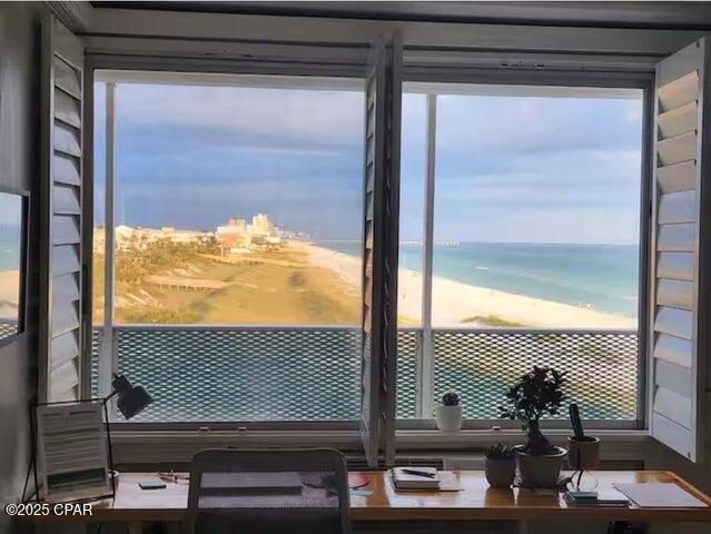 Fontainebleau Terrace - Residential