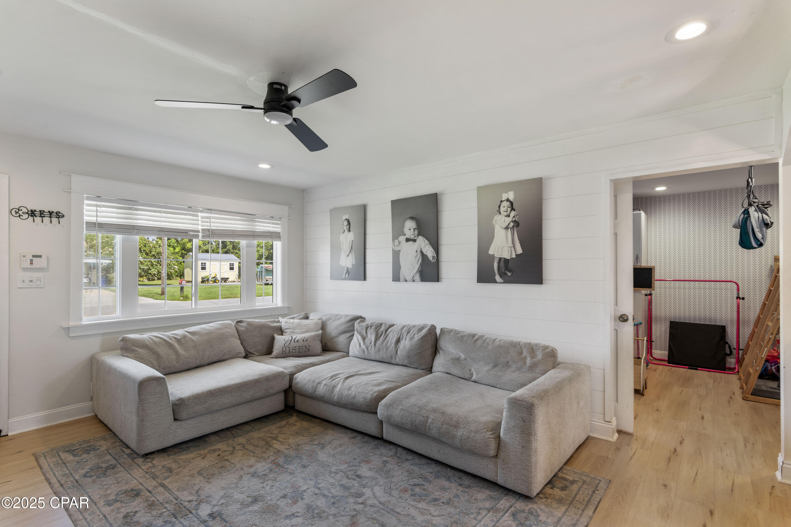 Hentz 1st Add Unit B - Residential