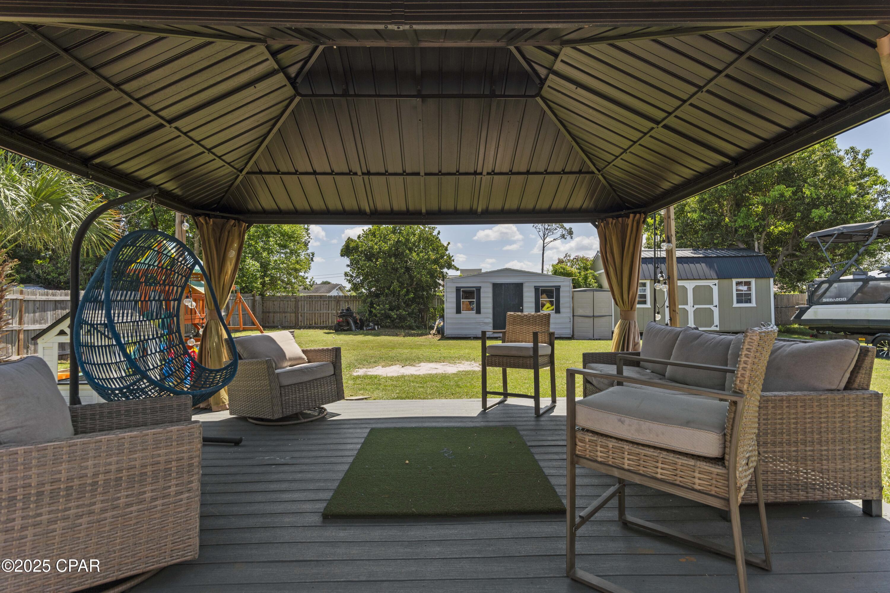 Hentz 1st Add Unit B - Residential