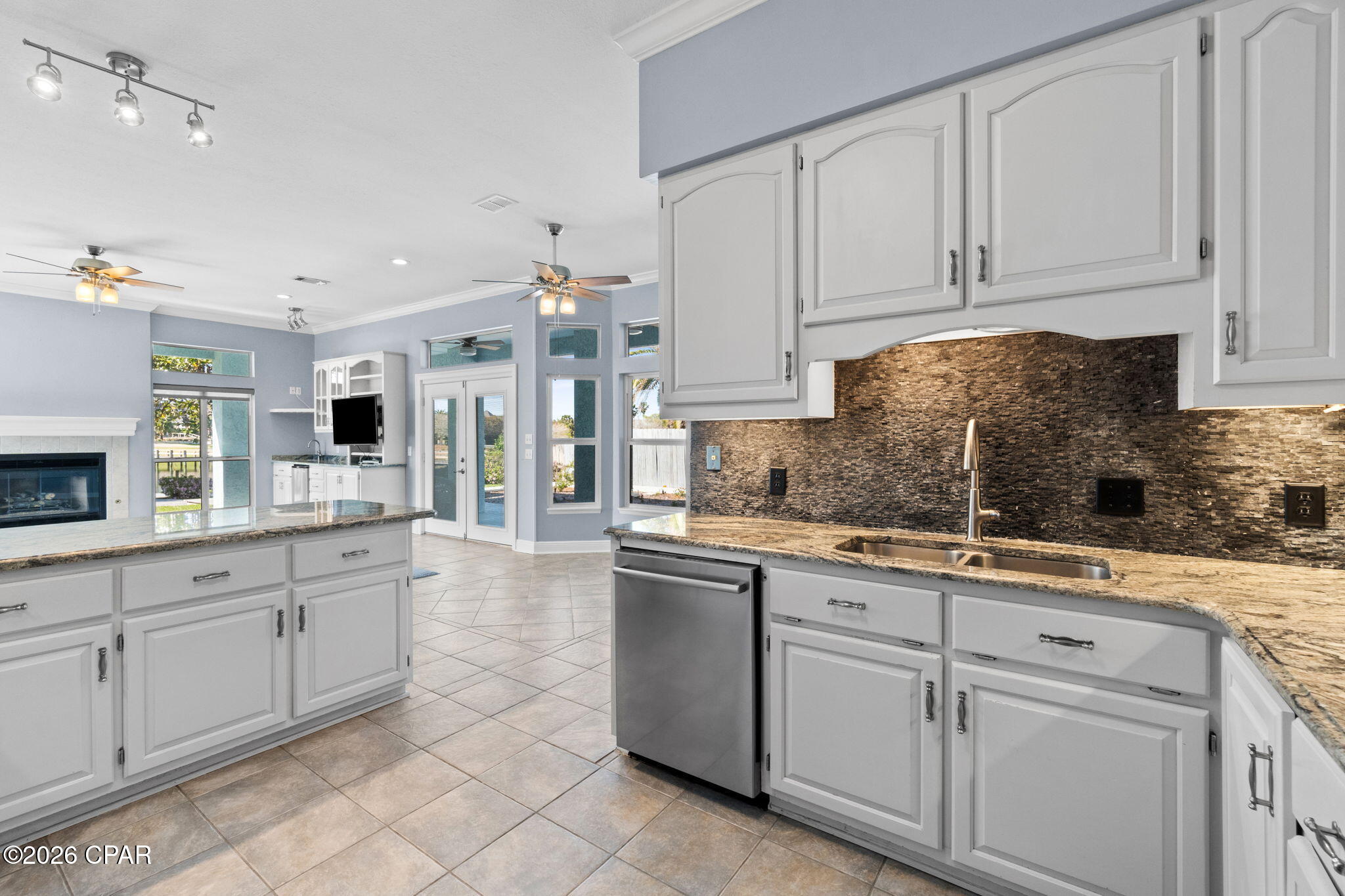 Country Club Harbour Estates - Residential