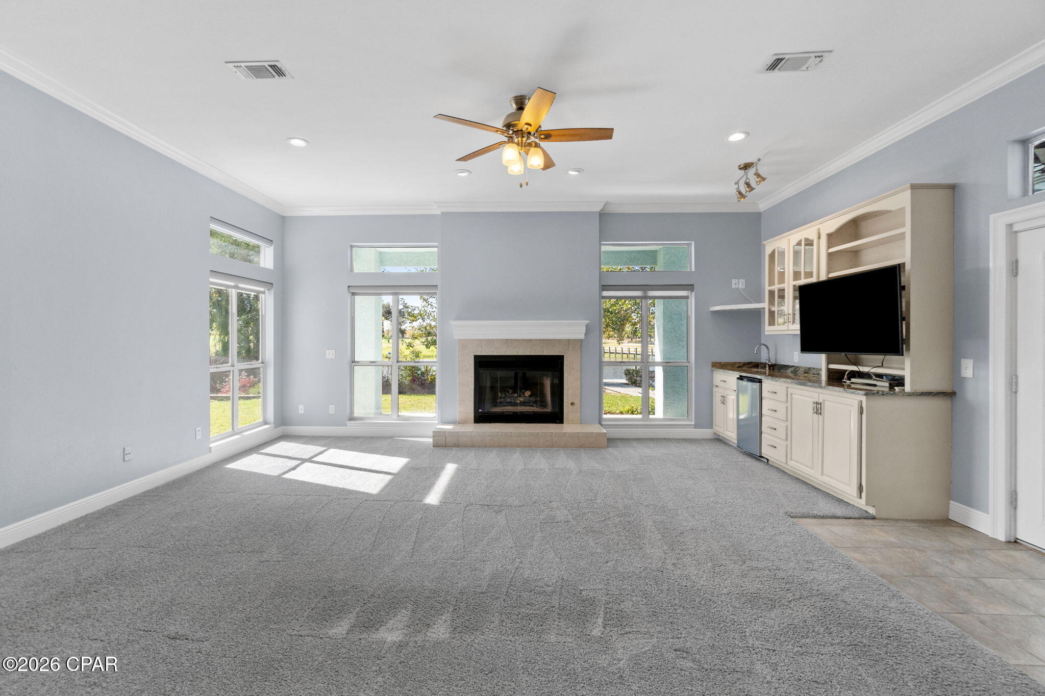 Country Club Harbour Estates - Residential