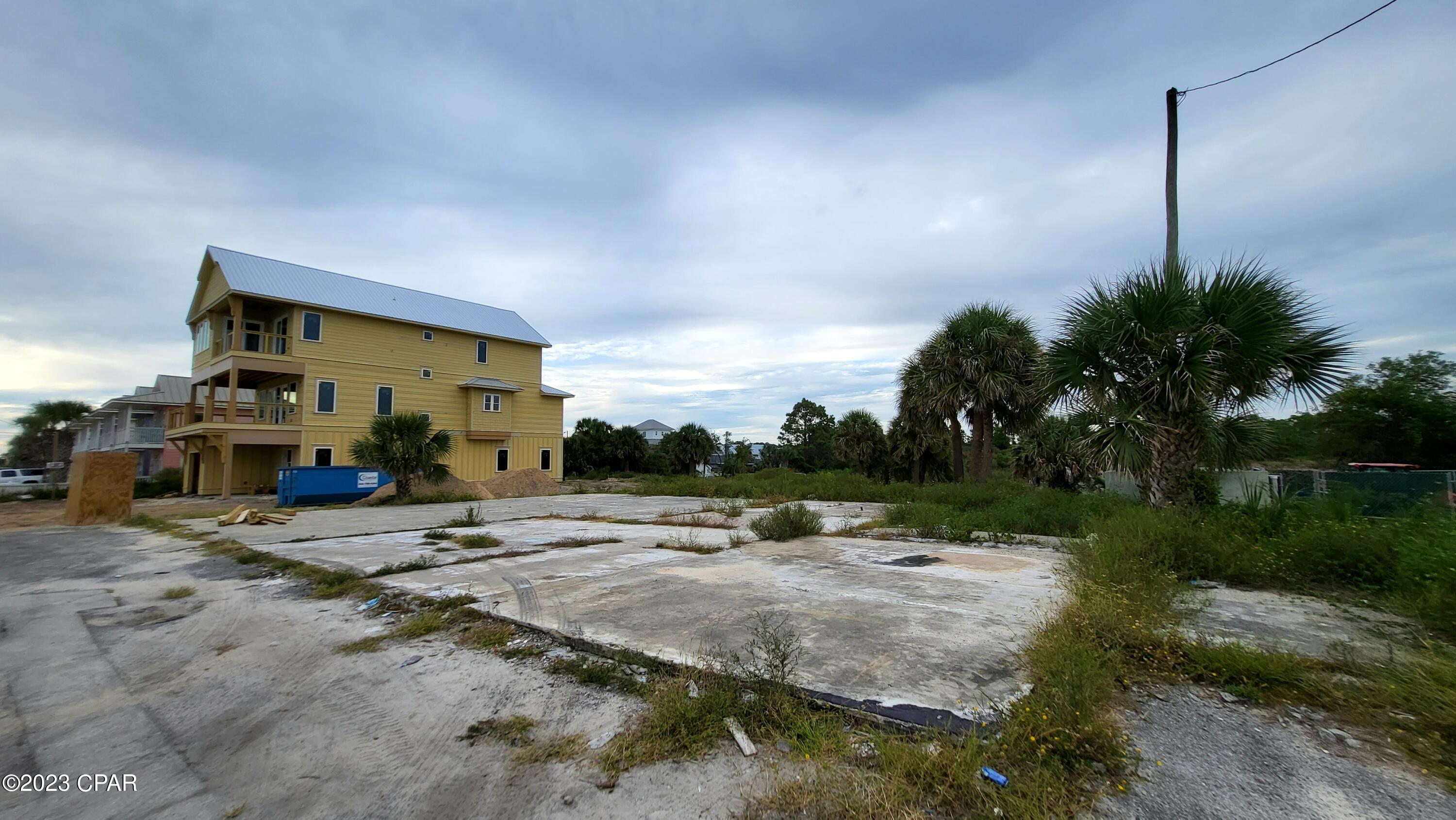 Lullwater Beach - Land