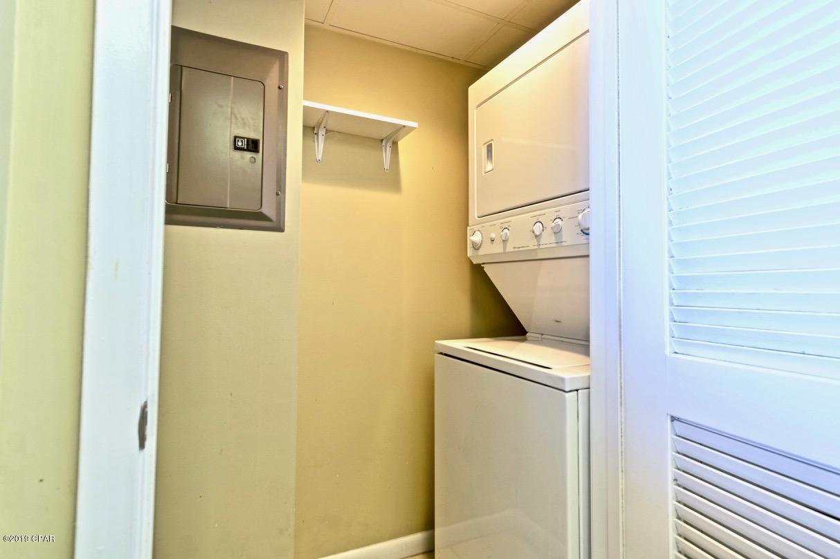 Long Beach Towers IV - Residential