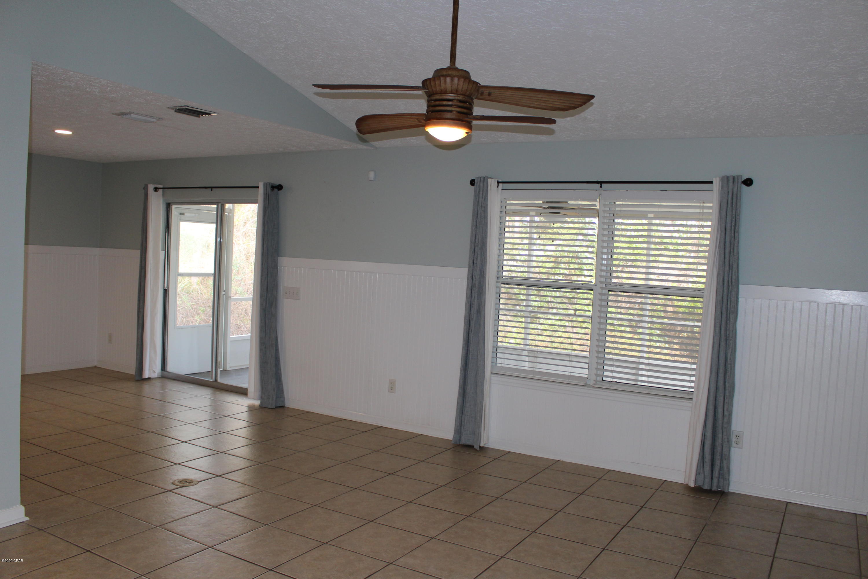 Palm Cove - Residential Lease