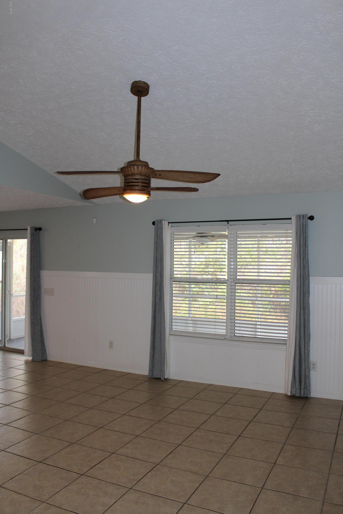 Palm Cove - Residential Lease