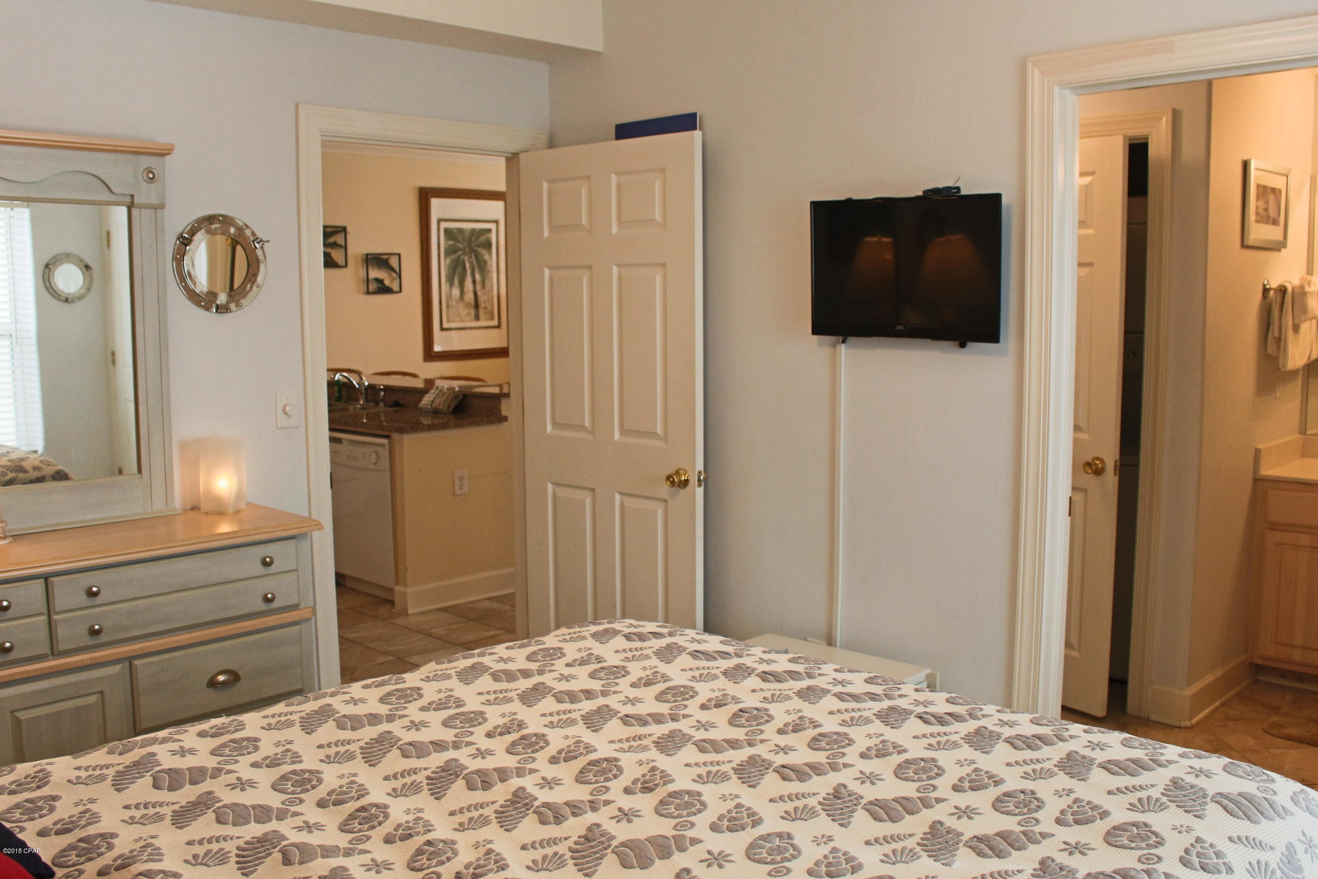 Emerald Isle - Residential