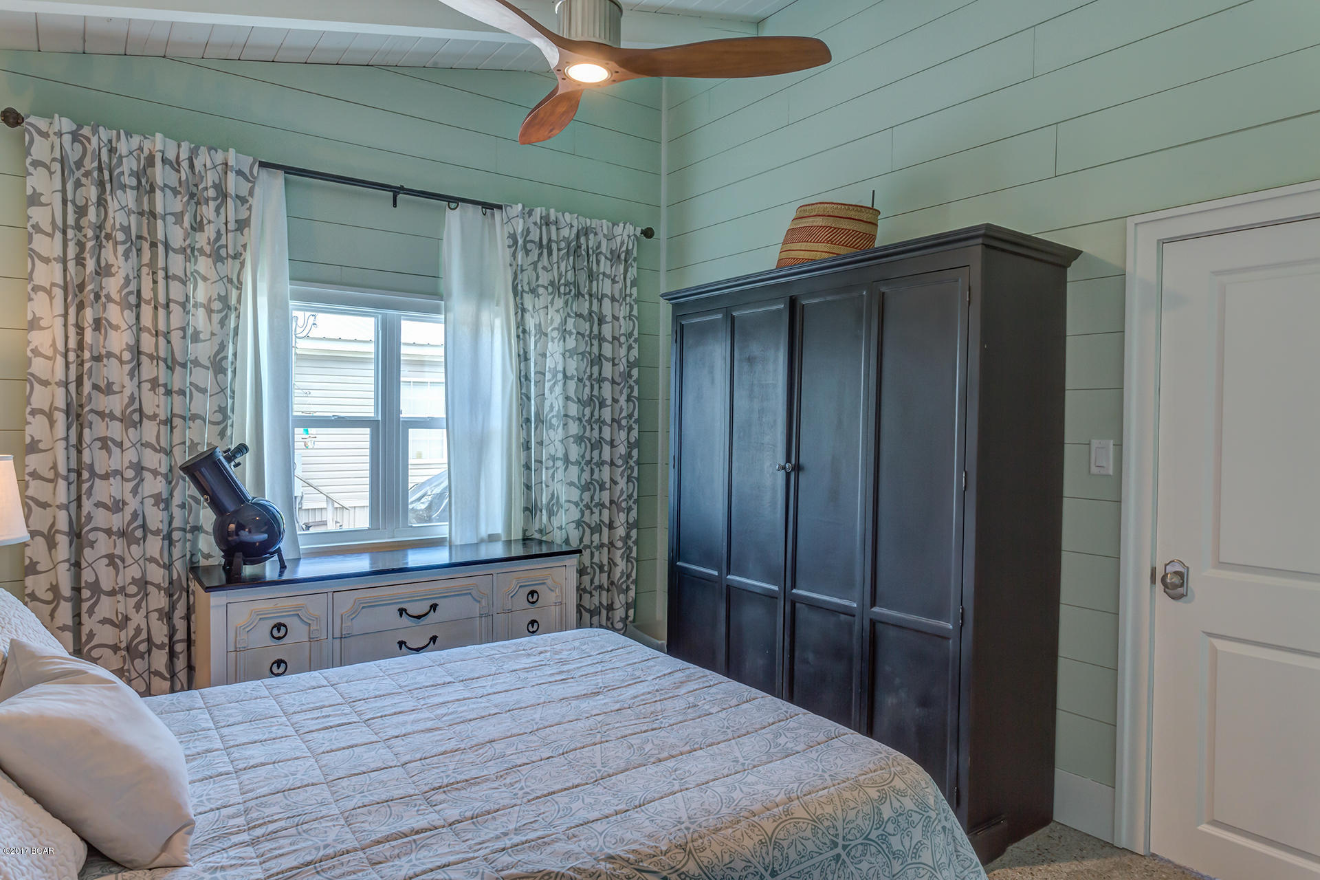 Laguna Beach 8th Add - Residential