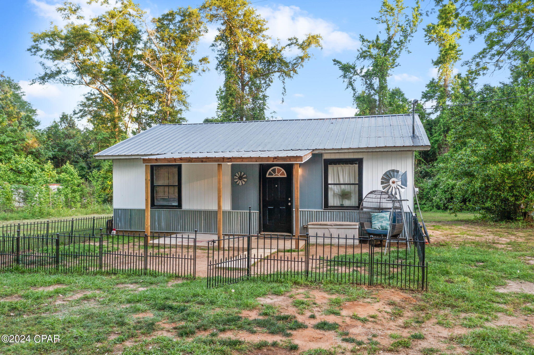 [No Recorded Subdiv] - Residential