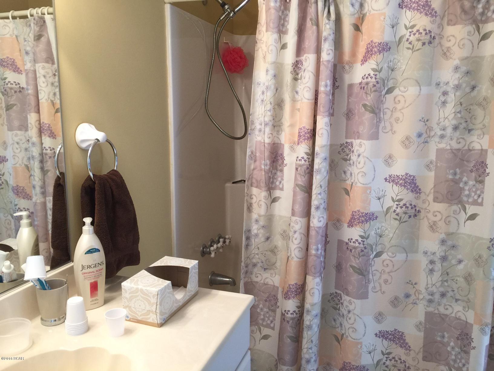 Leisure Lakes 1st Add - Residential