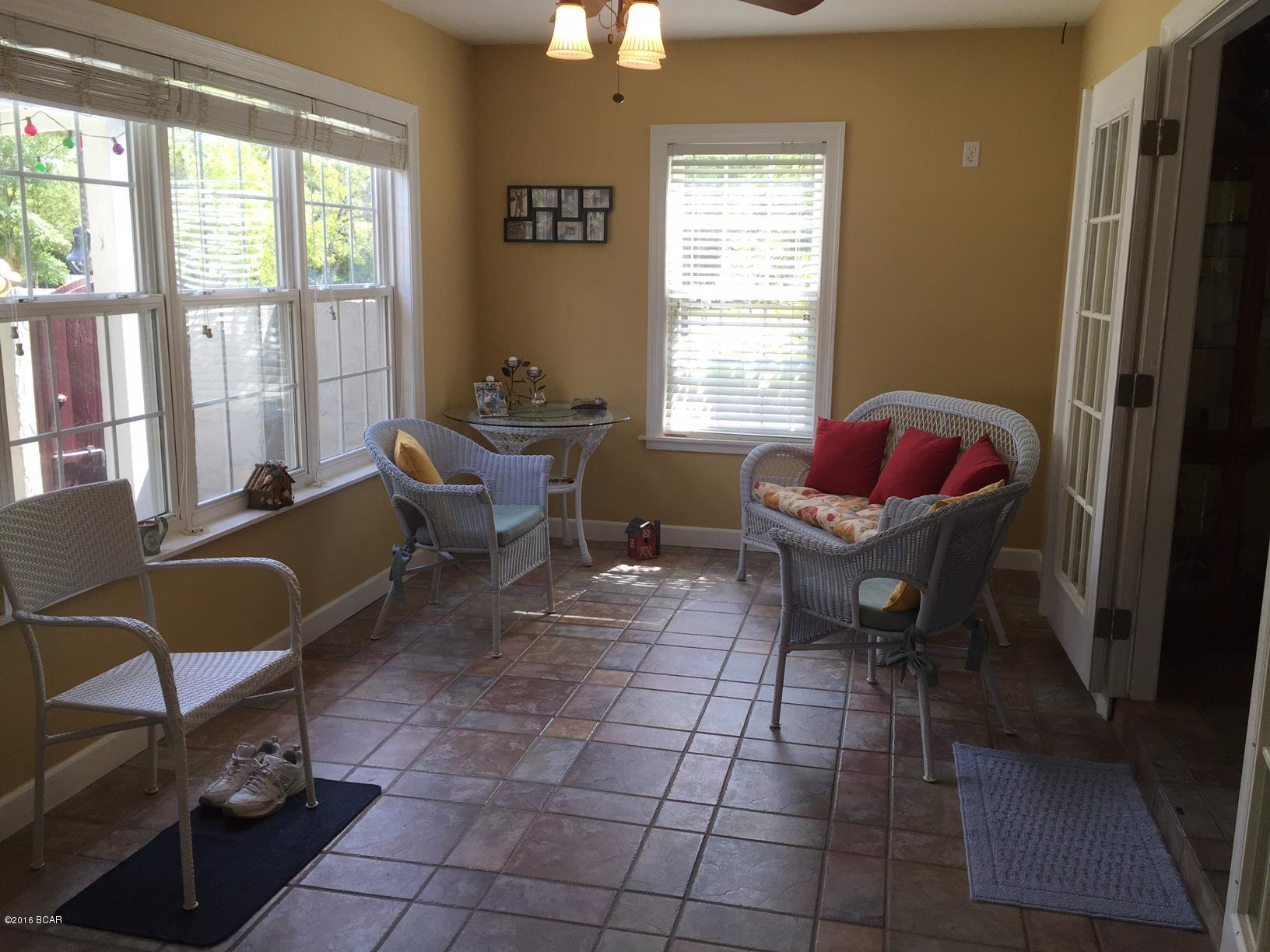 Leisure Lakes 1st Add - Residential